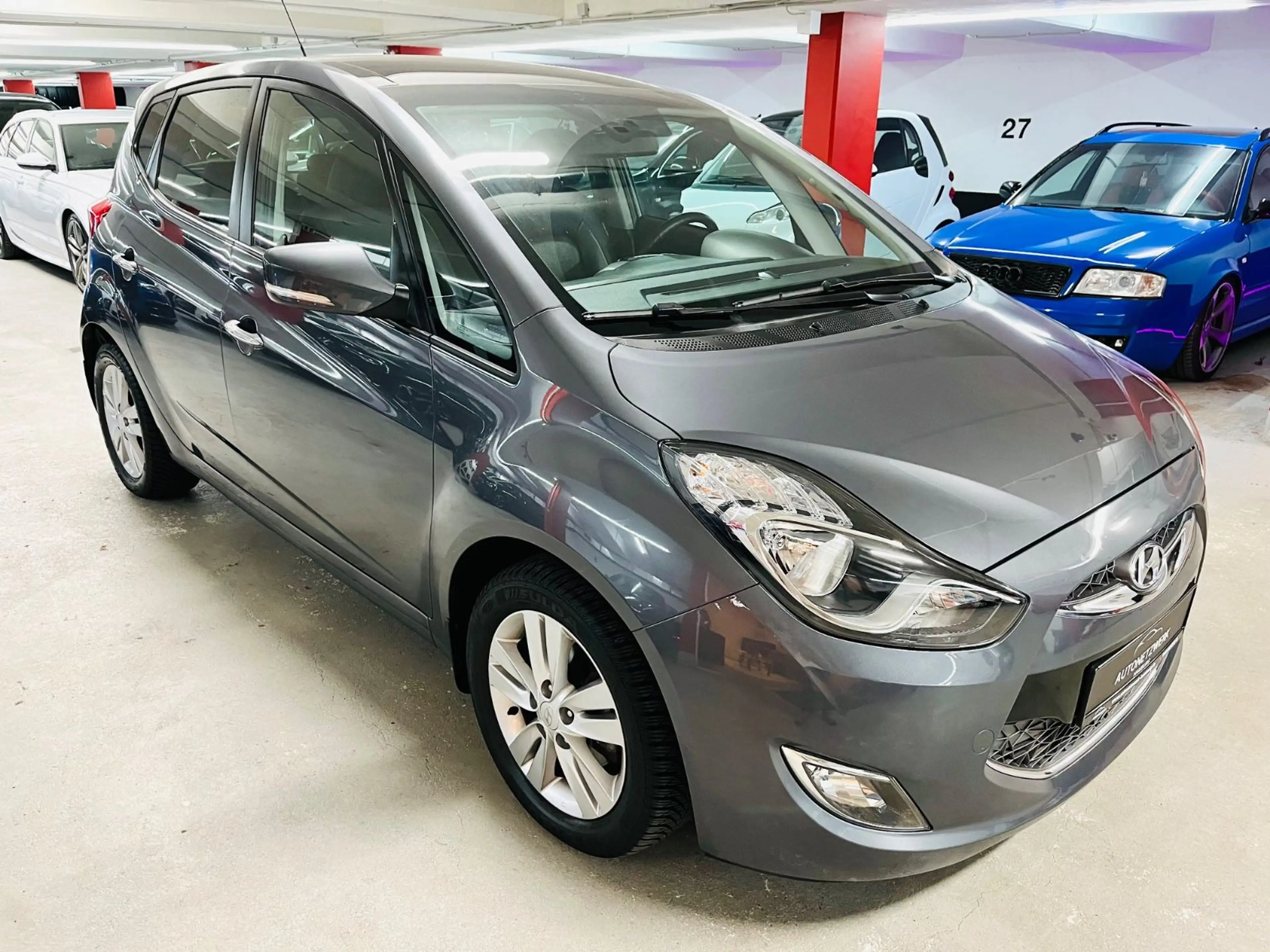 Hyundai iX20 1.6 Style blue Automatik | Panorama | Navi — photo 3