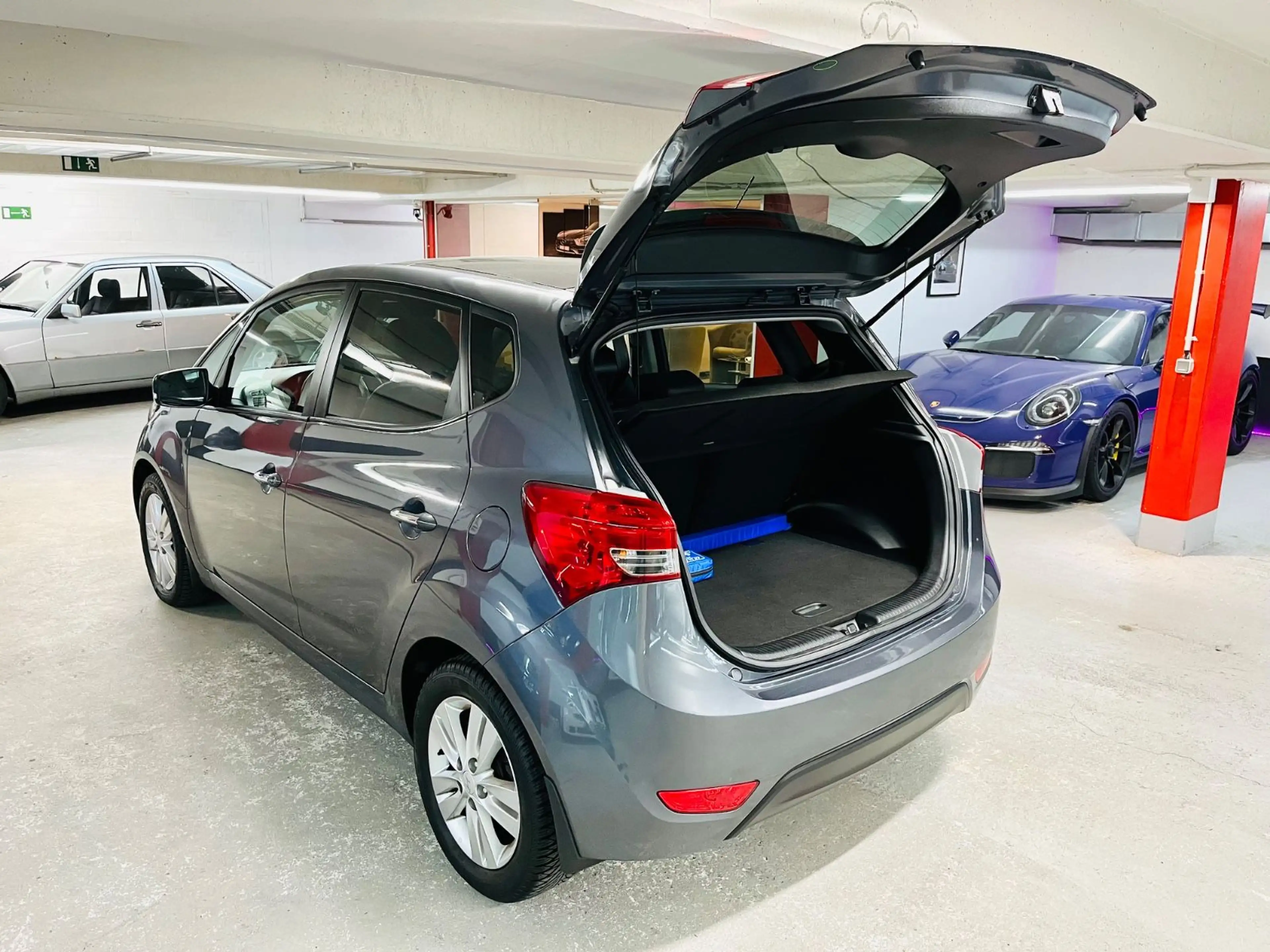 Hyundai iX20 1.6 Style blue Automatik | Panorama | Navi — photo 5