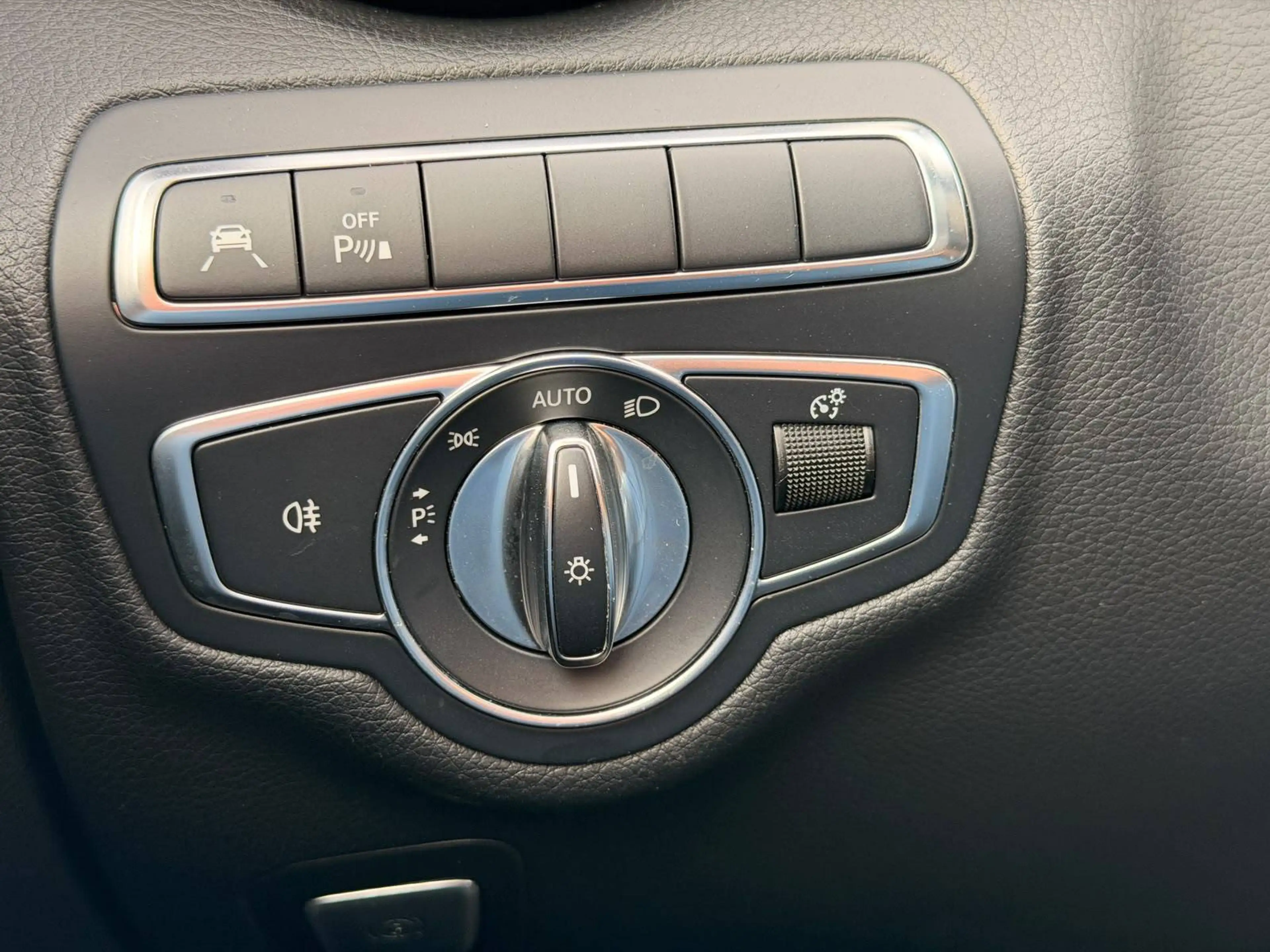 Mercedes-Benz C 63 AMG C 63 AMG|OHNE OPF|PANO|PERFORMANCE SITZE — photo 15