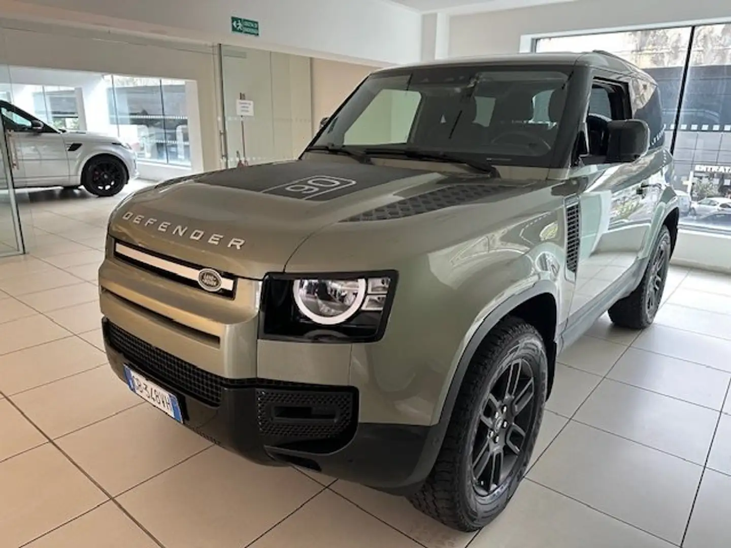 Land Rover Defender Defender VII 2020 90 3.0d i6 mhev SE awd 250cv Vert - 1