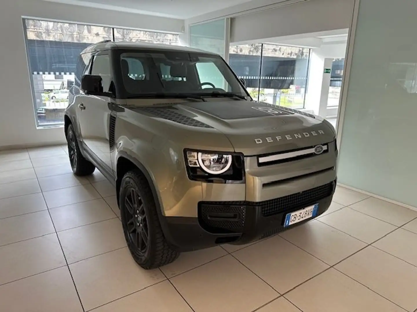Land Rover Defender Defender VII 2020 90 3.0d i6 mhev SE awd 250cv Vert - 2
