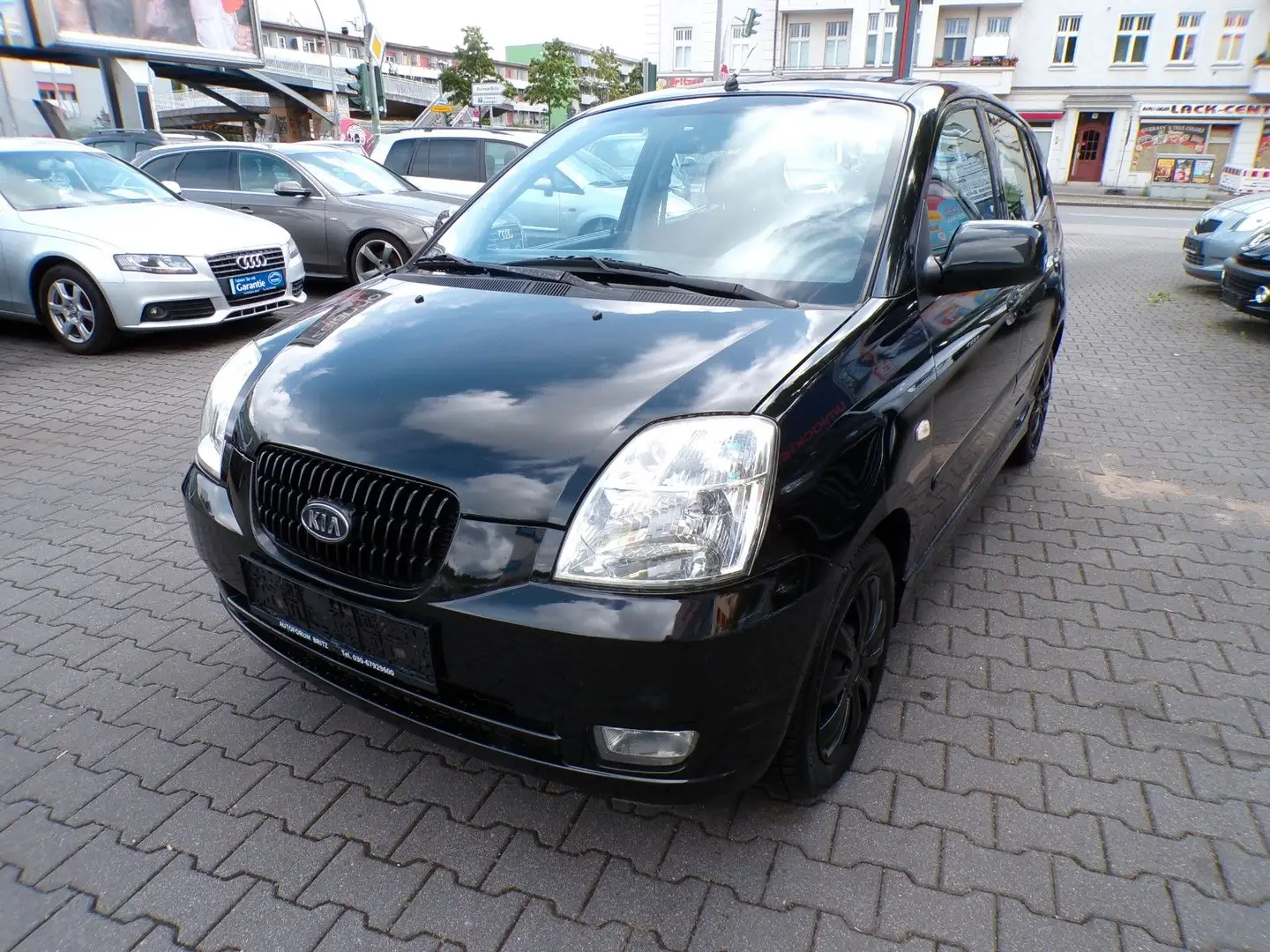 Kia Picanto 1.1 EX, AUTOMATIK Schwarz - 1