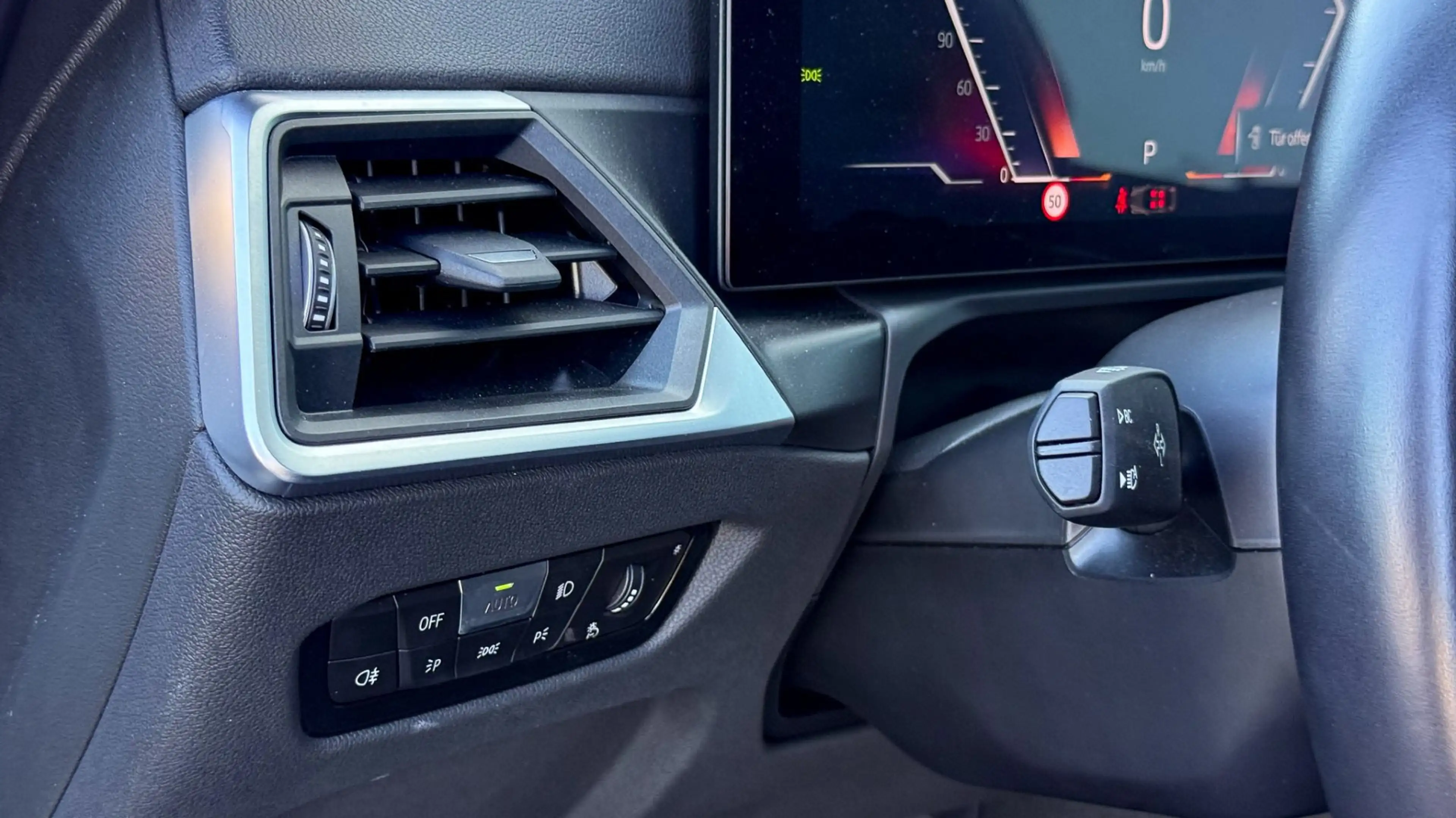 BMW 220 d M-Sportpaket Pro — photo 11