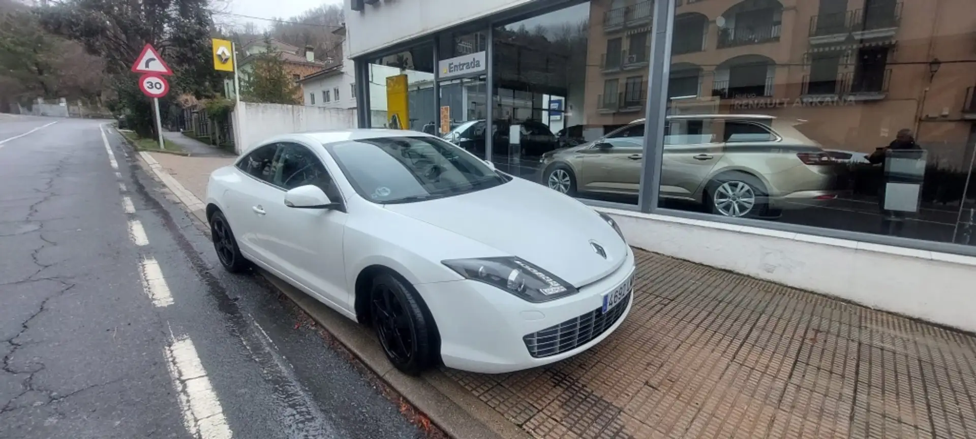 Renault Laguna Coupé 2.0dCi En. Monaco GP 150 Blanco - 1