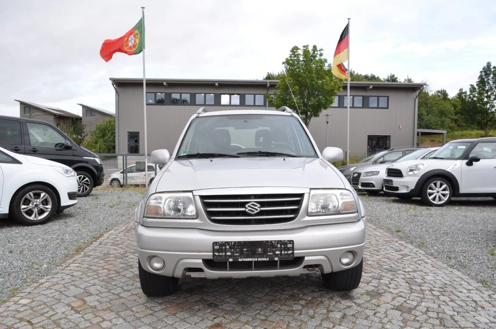 Suzuki Grand Vitara 2.0 Limited/4x4 Allrad/LEDER/KLIMA Srebrny - 2