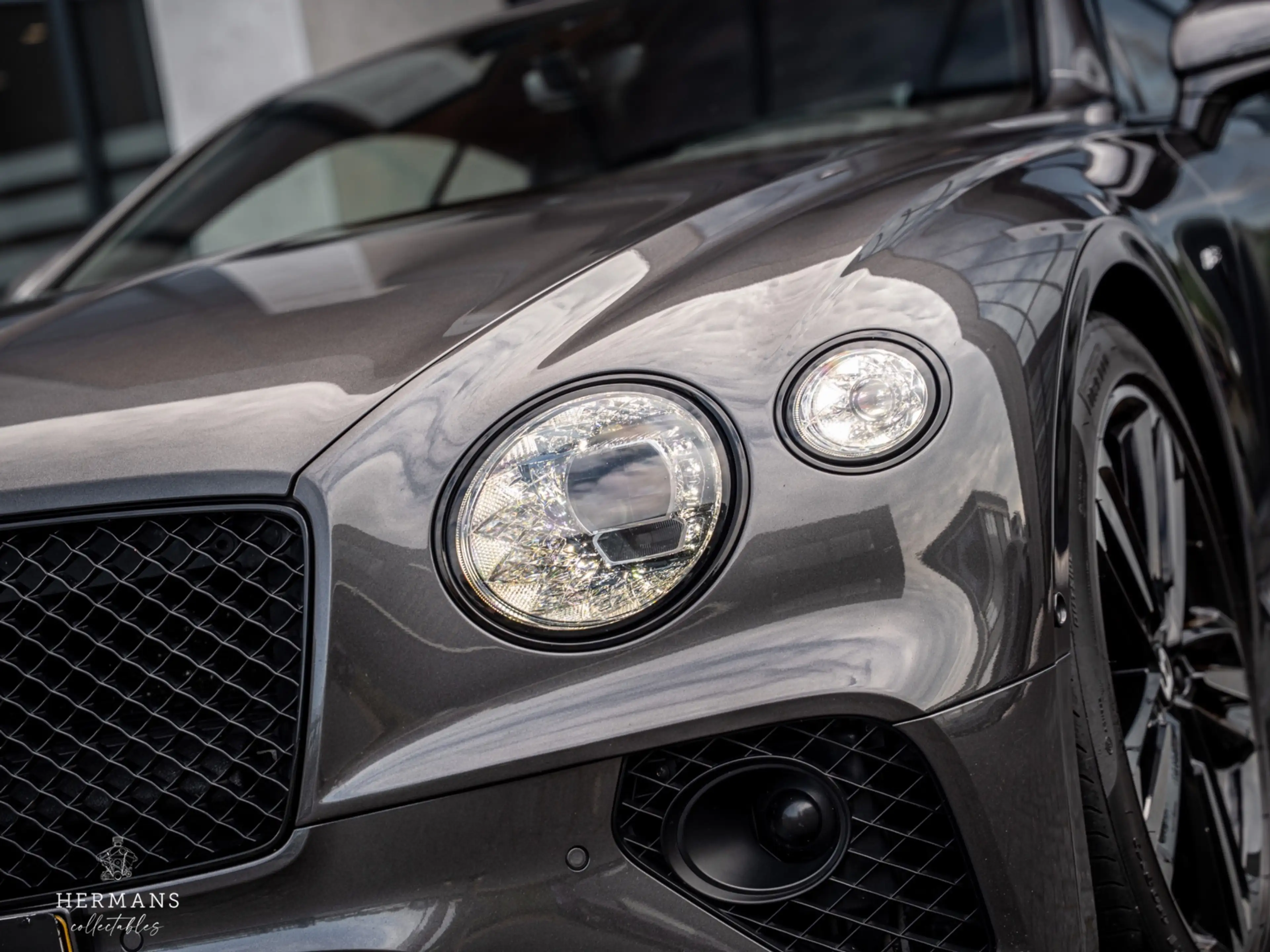 Bentley Continental GT 4.0 V8 / Rotating Screen / Massage / Bang & Olufse — photo 6