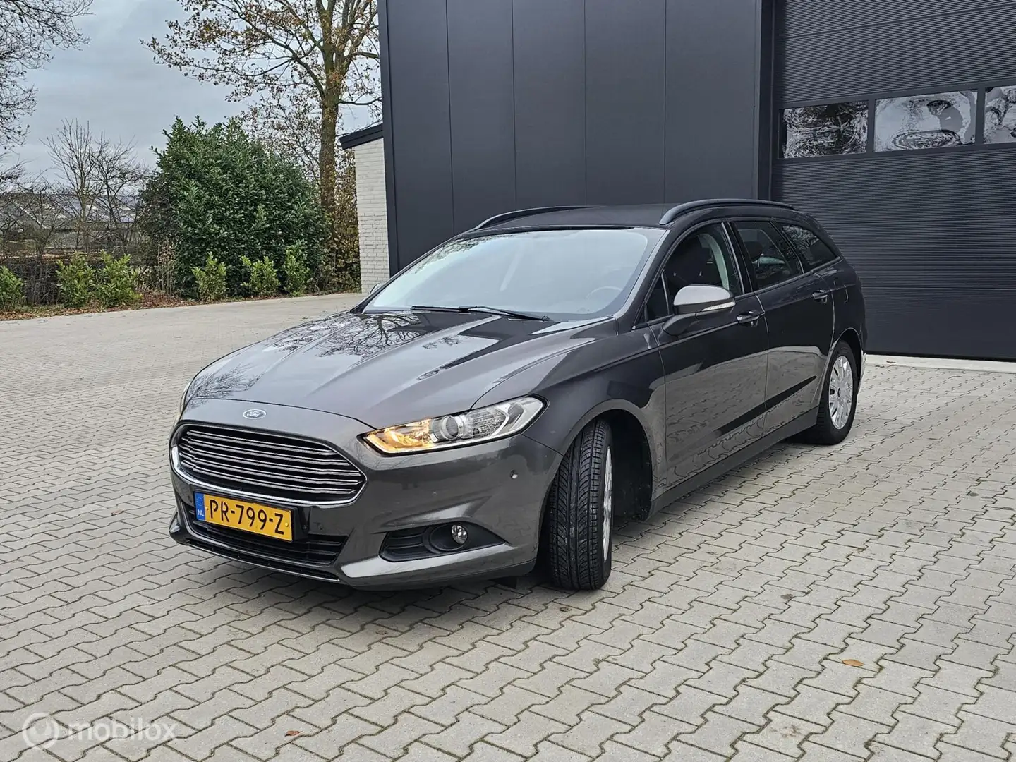Ford Mondeo Wagon 1.0 EcoBoost Trend-2017-NAP-Navi-125PK Gris - 2