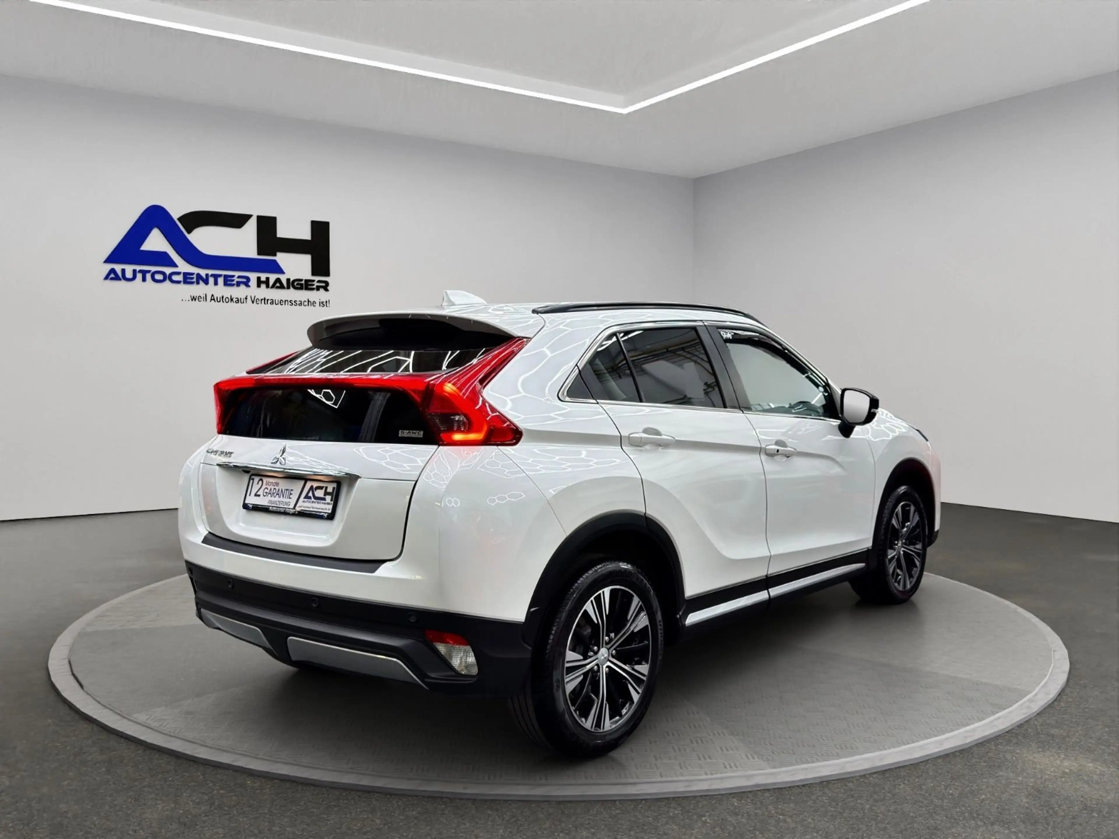 Mitsubishi Eclipse Cross Automatik Top 4WD LED*HuD*360° — photo 13