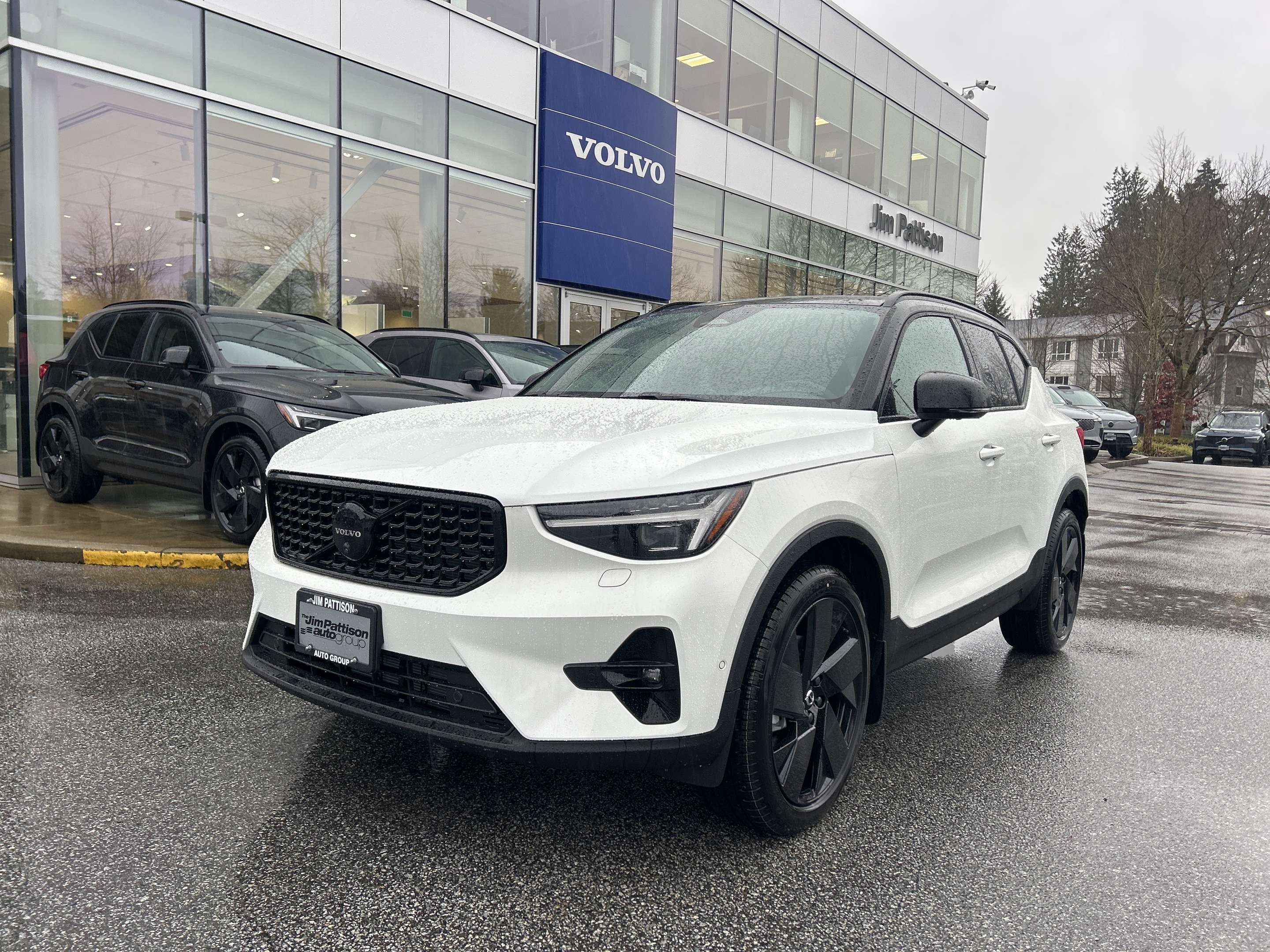 White 2026 Volvo XC40 SUV / Crossover All-Wheel Drive Automatic