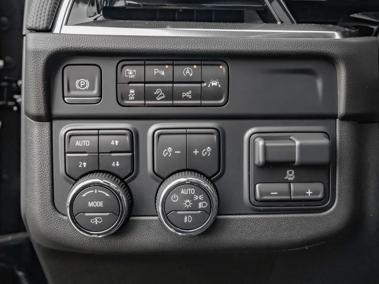 Chevrolet Suburban fotografie Chevrolet Suburban