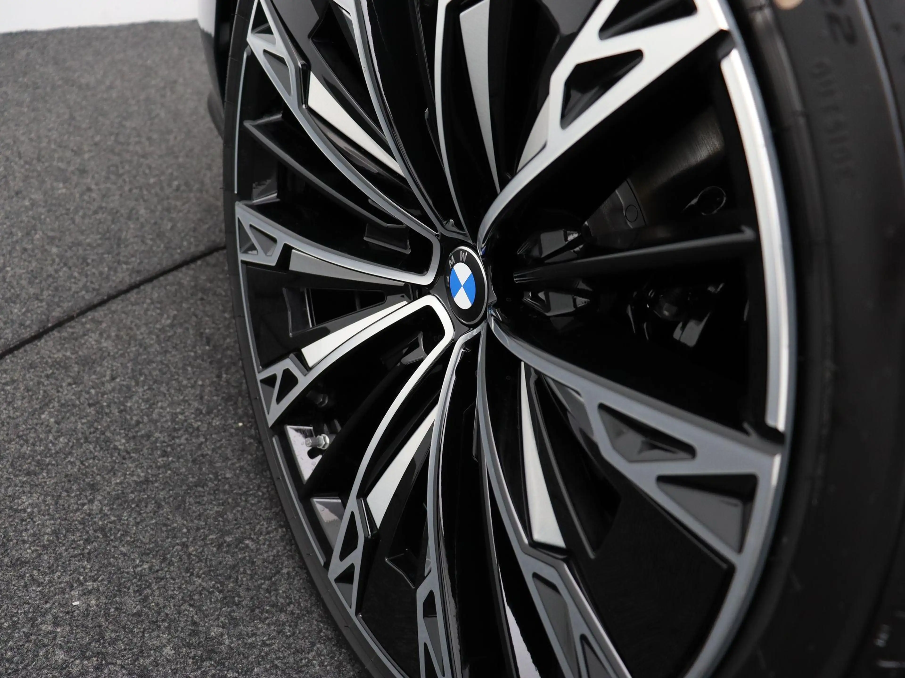 BMW i7 xDrive60 M Sportpakket Pro | Executive Lounge | Ex — photo 9
