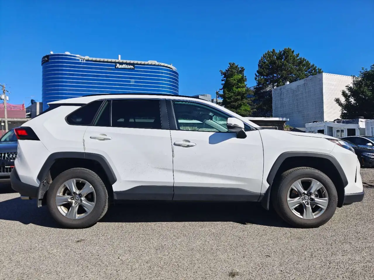 Toyota RAV 4 photo Toyota RAV 4