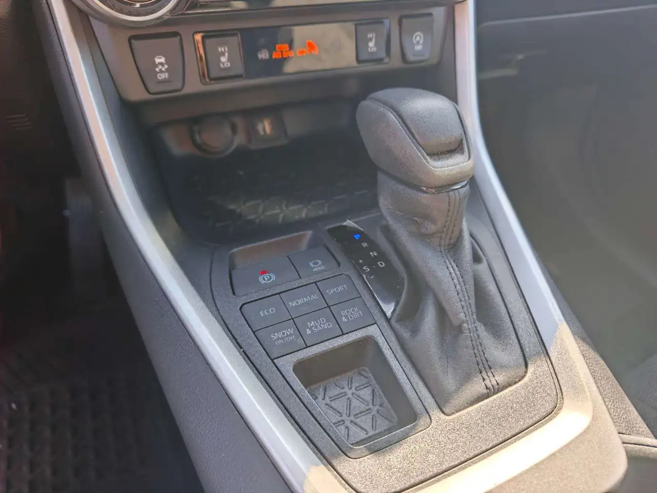 Toyota RAV 4 photo Toyota RAV 4