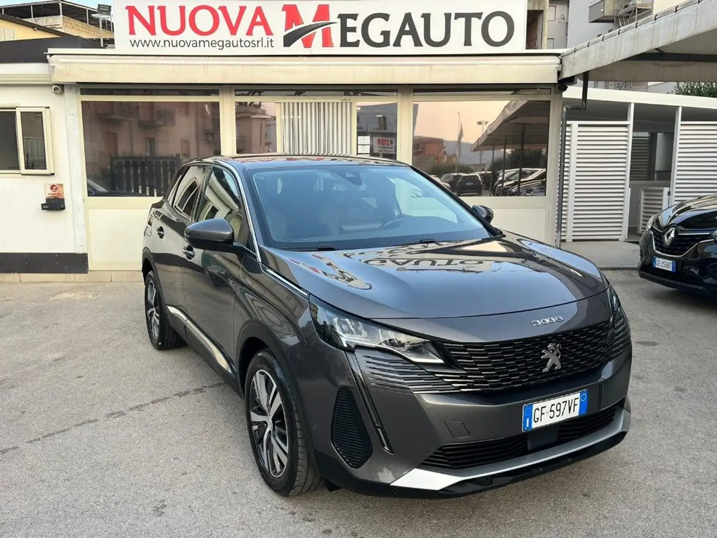 Peugeot 3008 1.5 BlueHDi 130 FAP Allure Gris - 1