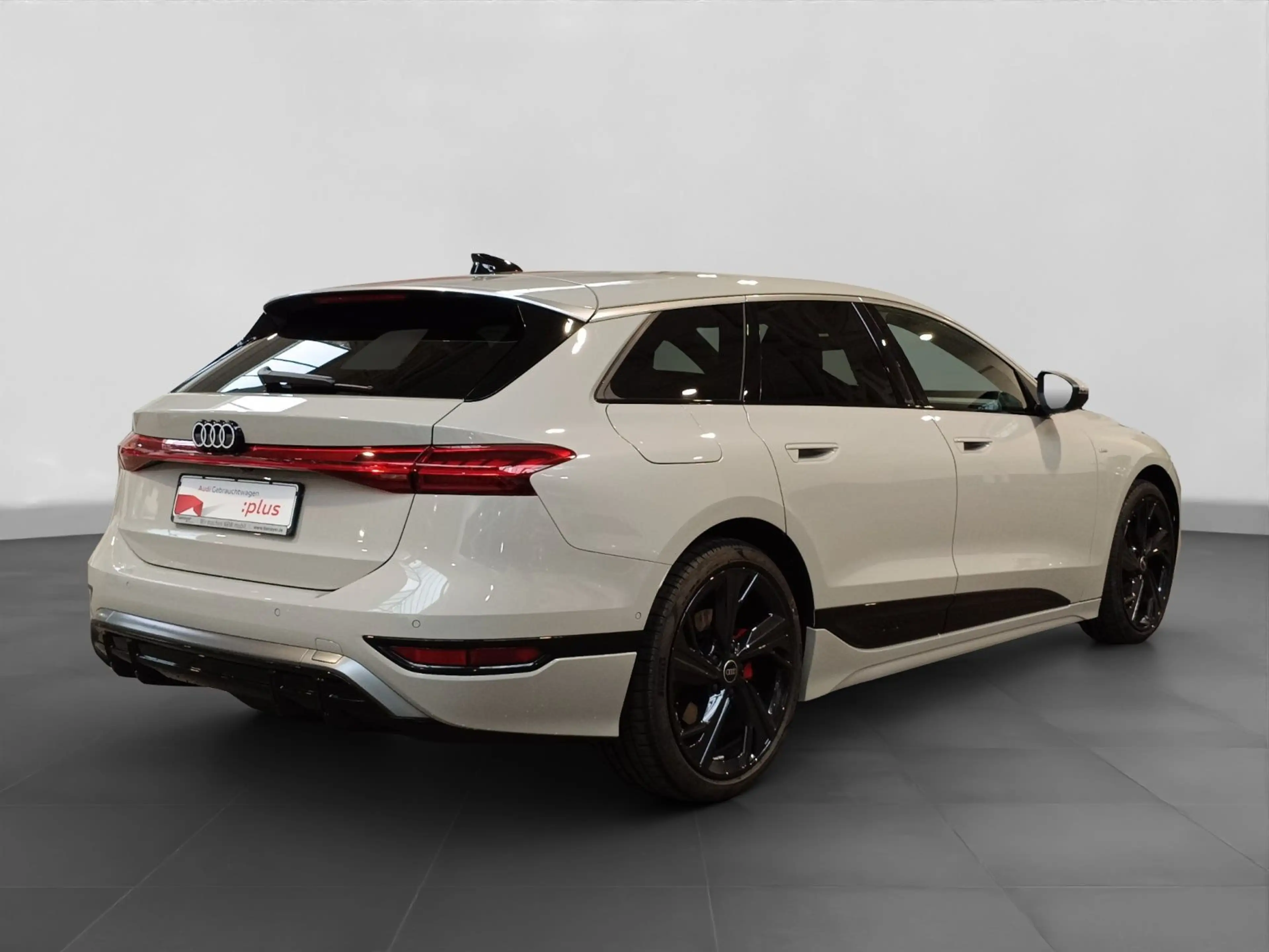 Audi A6 e-tron S LINE AHK 360° LM21 MATRIX TEIL — photo 3