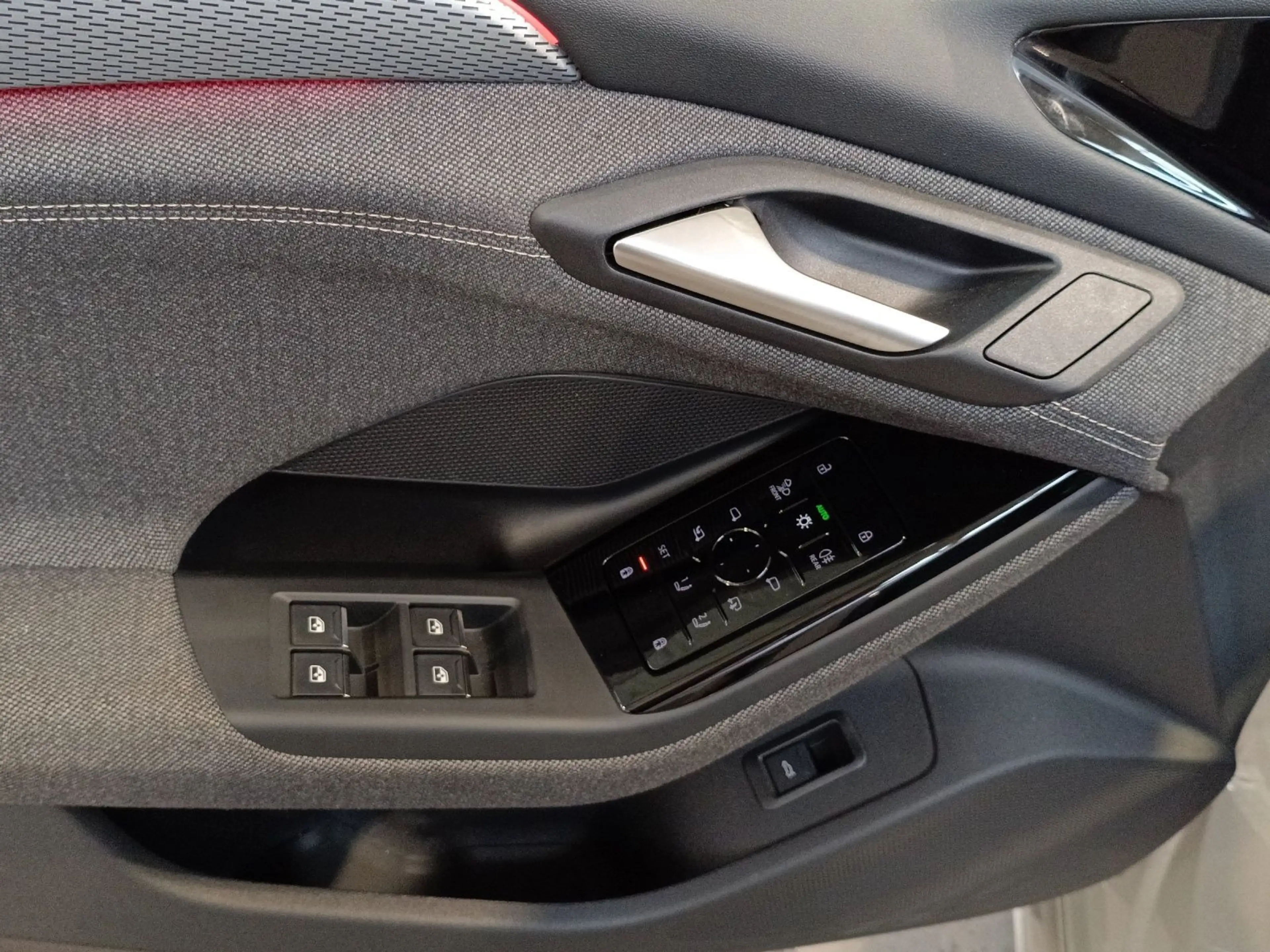 Audi A6 e-tron S LINE AHK 360° LM21 MATRIX TEIL — photo 8