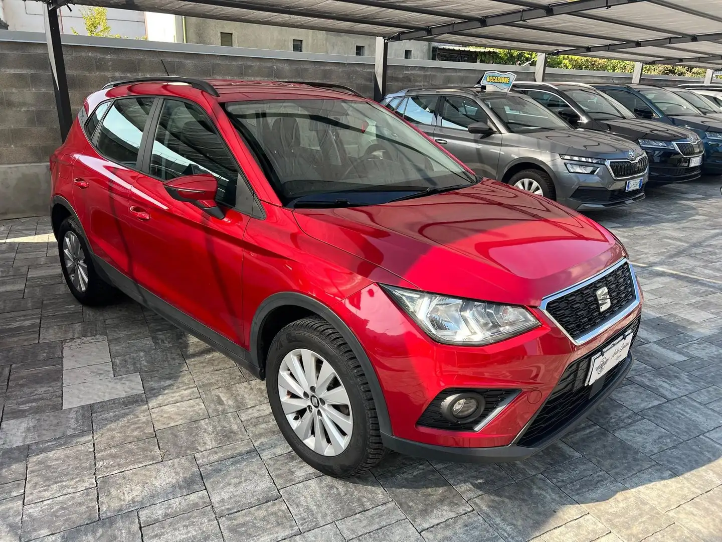 SEAT Arona Arona 2017 1.0 ecotsi Xcellence 95cv Rosso - 2