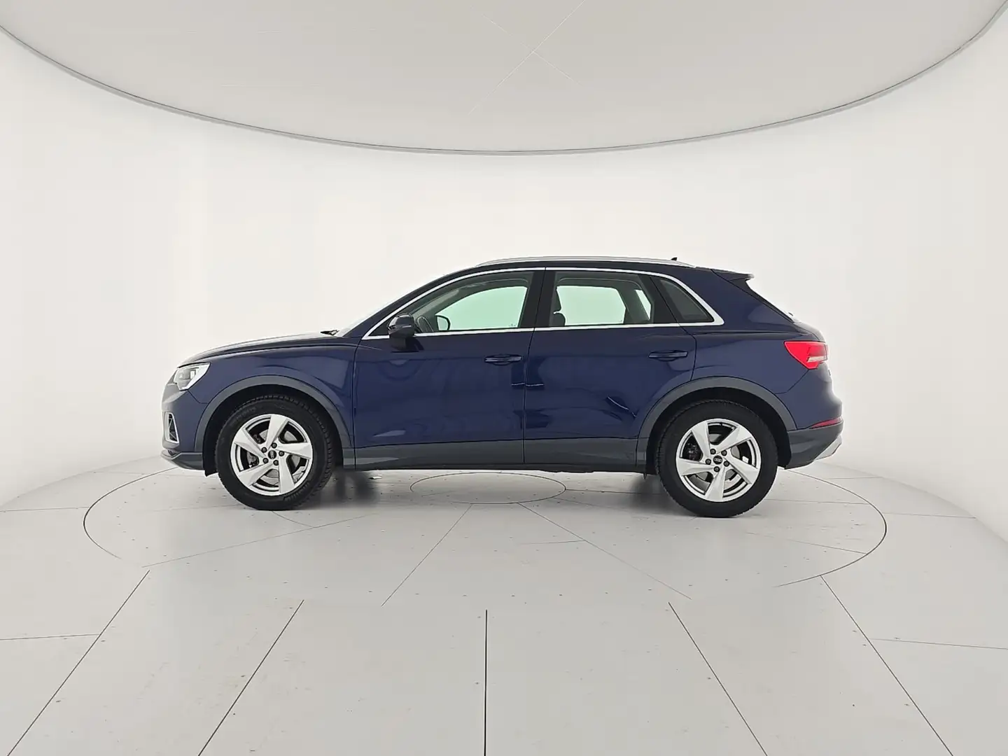 Audi Q3 35 TDI quattro S tronic Business Advanced Blu/Azzurro - 2