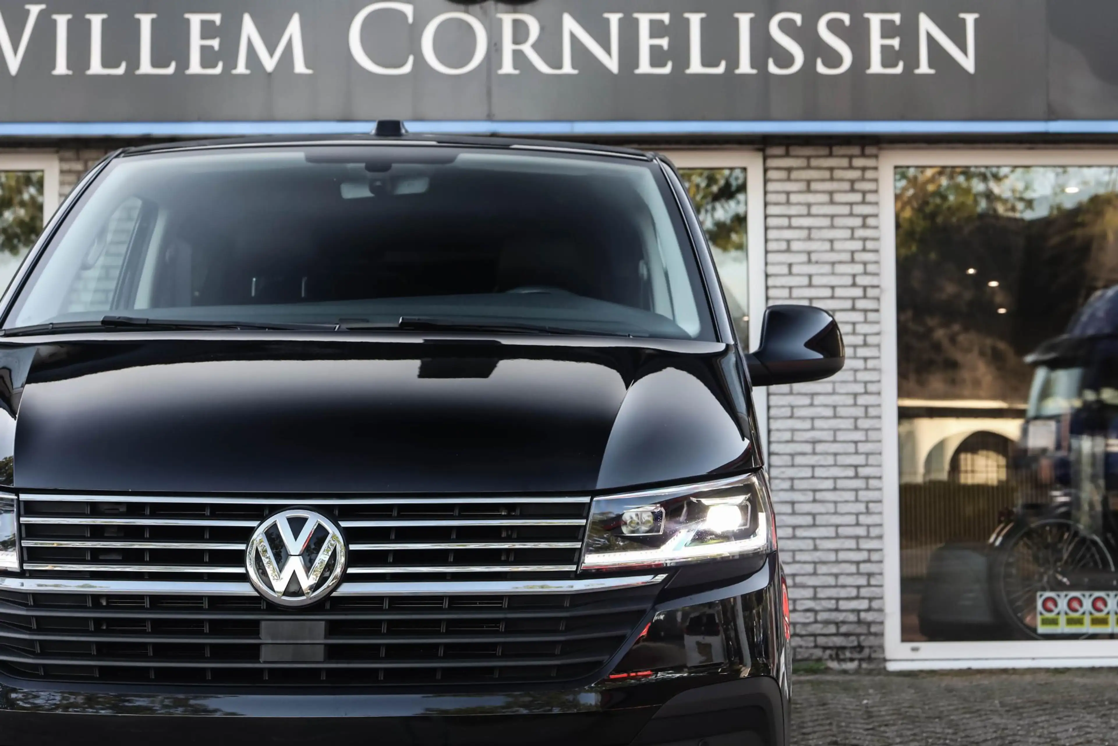 Volkswagen T6.1 Transporter 2.0 TDI L2H1 28 Bulli Automaat Camera Led Apple Ca — photo 18