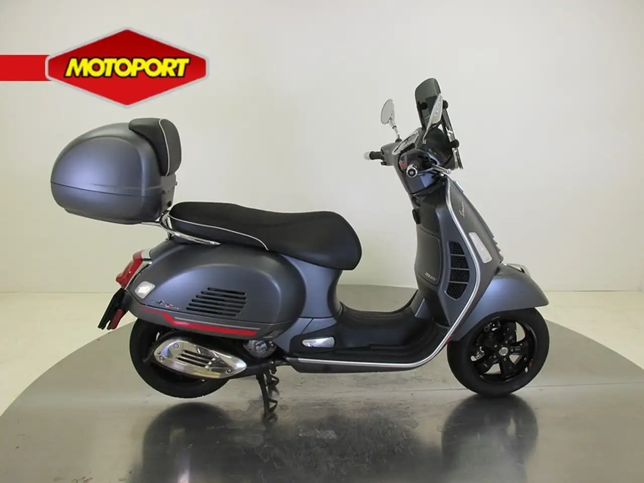 Vespa GTS 300