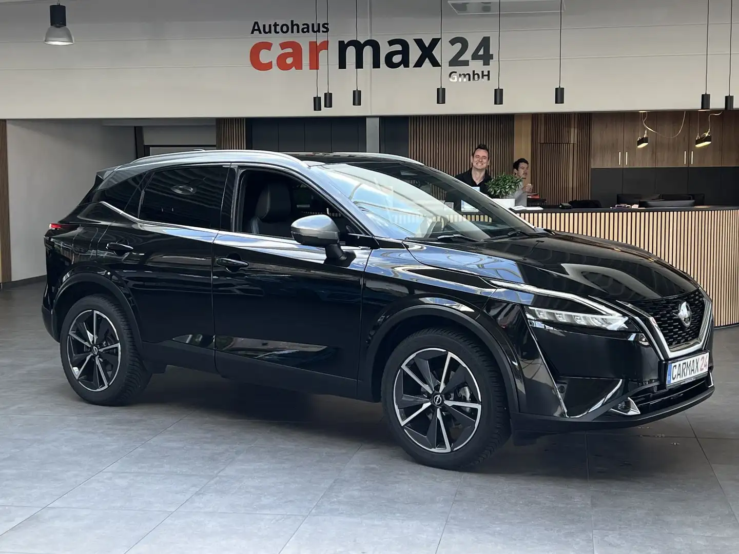 Nissan Qashqai Tekna Design 360Kamera NAVI CarPlay Pano Grau - 1
