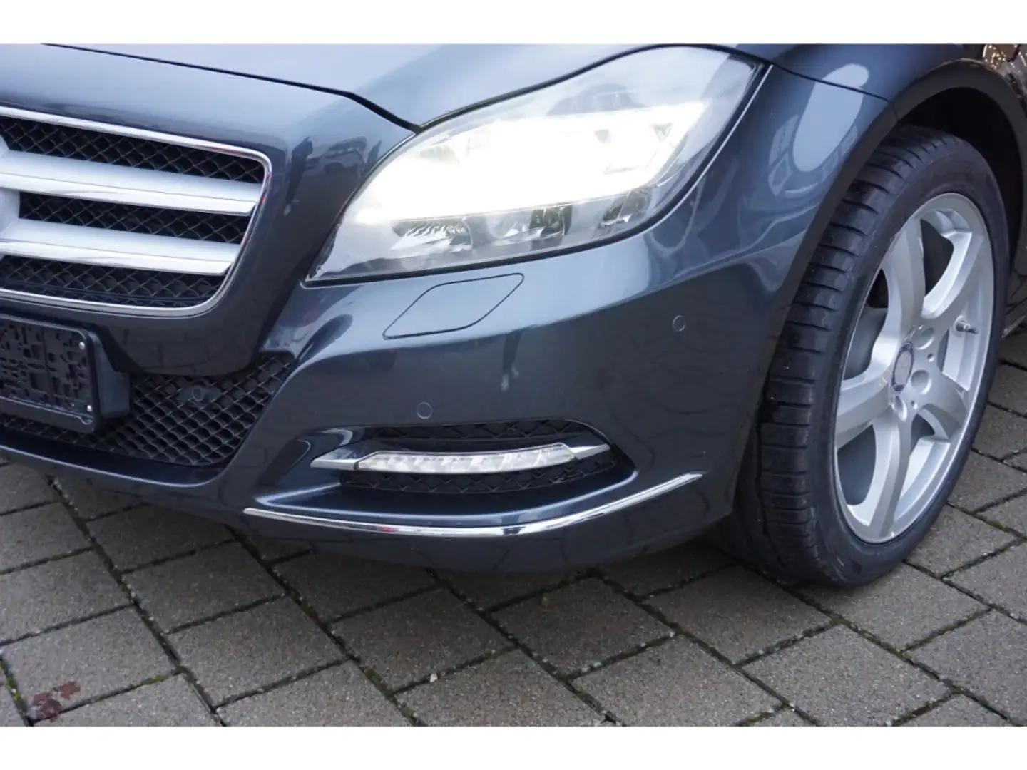 Mercedes-Benz CLS 350 4Matic 7G-Tr. Airm./LED/Navi Grijs - 2