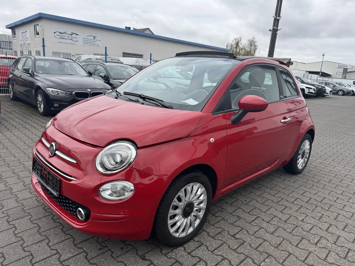 Fiat 500 Lounge, 1.0 Benzin, Euro 6, Cabrio Rot - 1