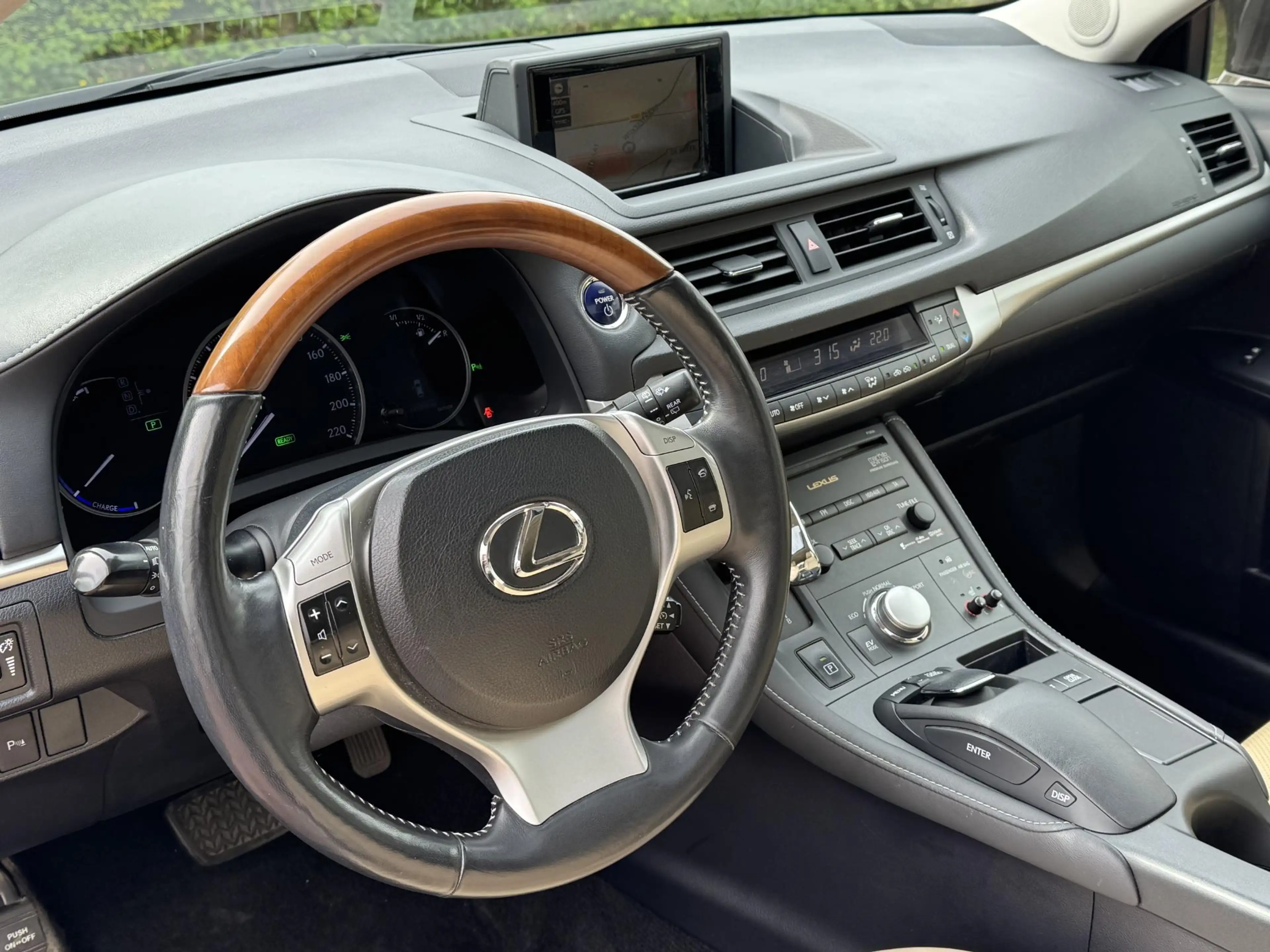Lexus CT 200h Luxury Stuurverwarming MarkLevinson Houten stuur — photo 2
