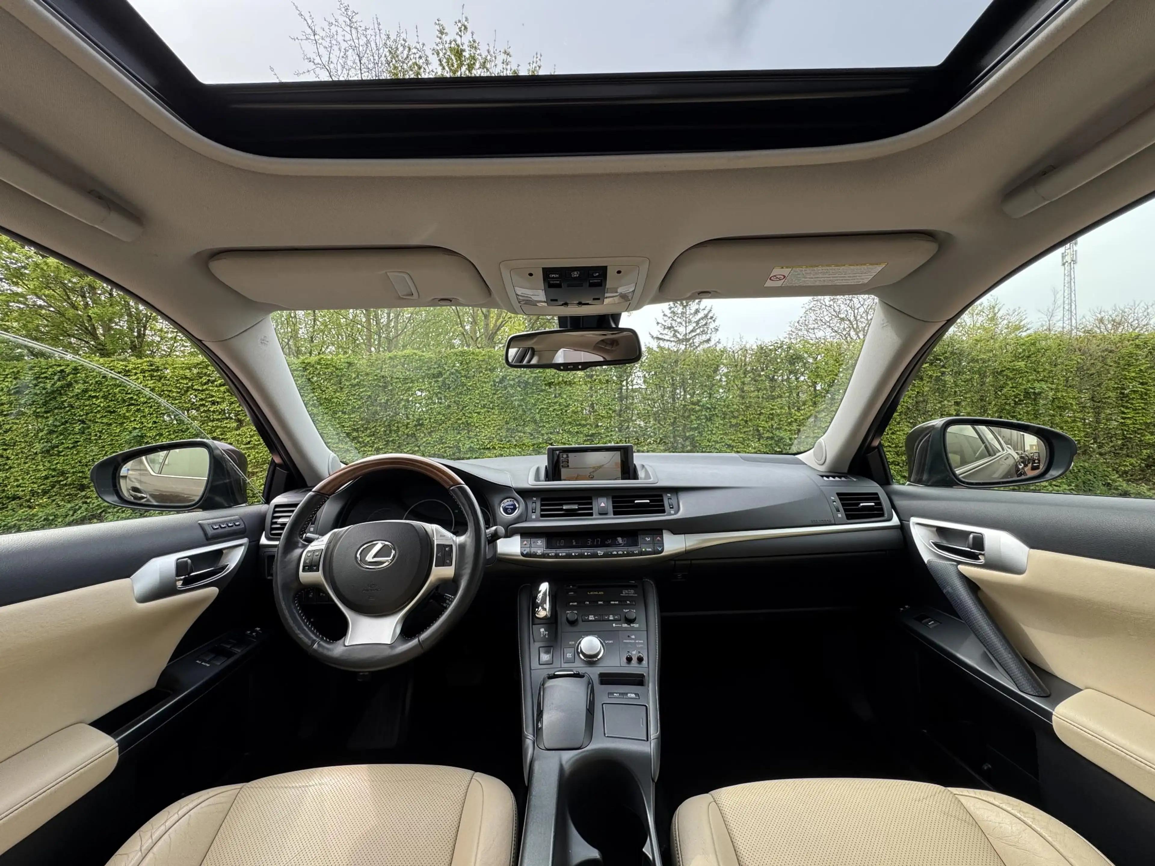Lexus CT 200h Luxury Stuurverwarming MarkLevinson Houten stuur — photo 5