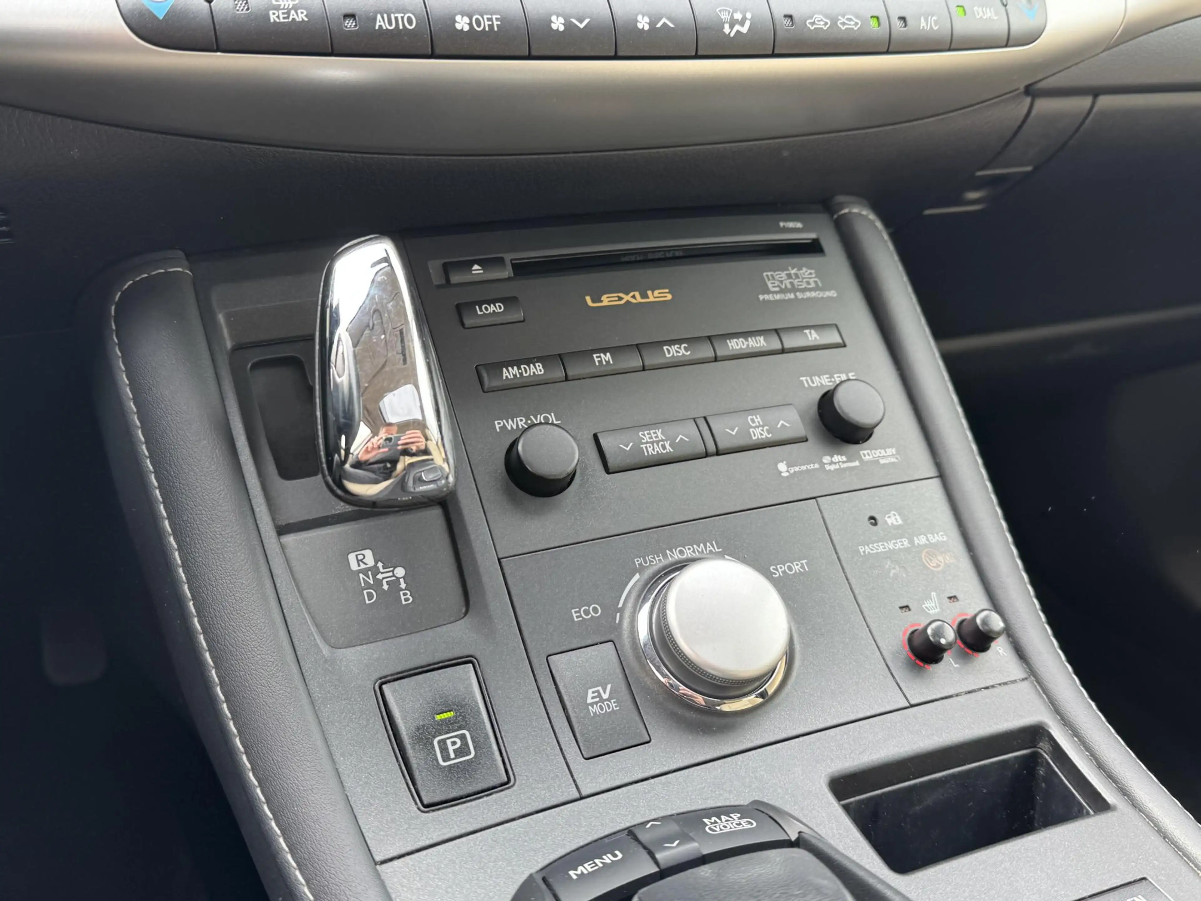 Lexus CT 200h Luxury Stuurverwarming MarkLevinson Houten stuur — photo 12