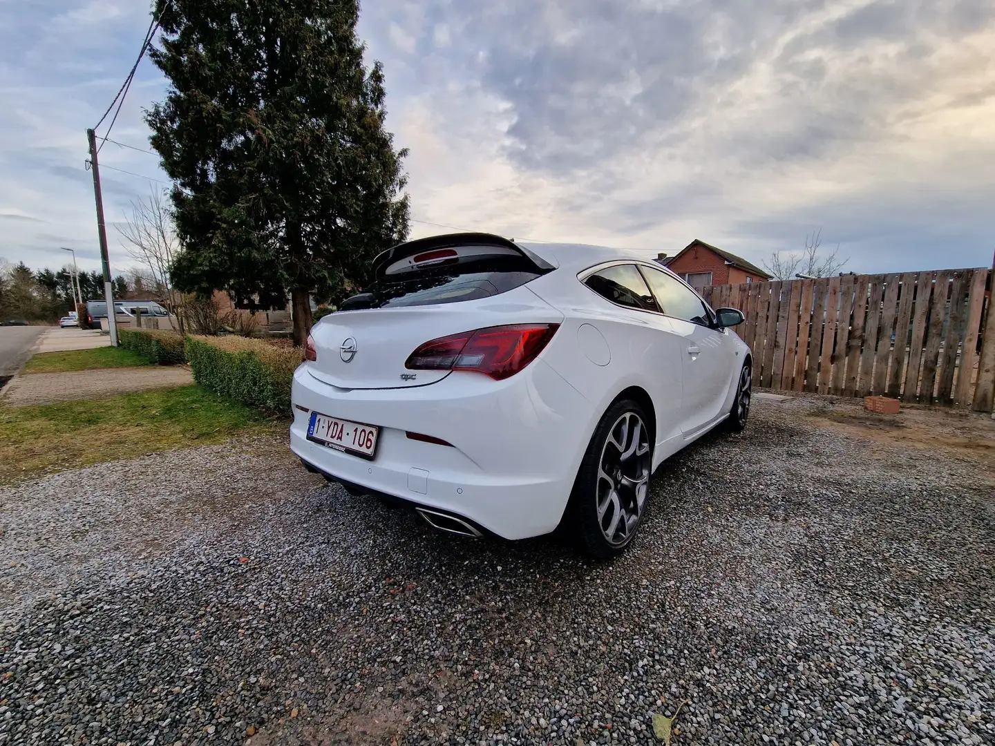 Opel Astra OPC - 2