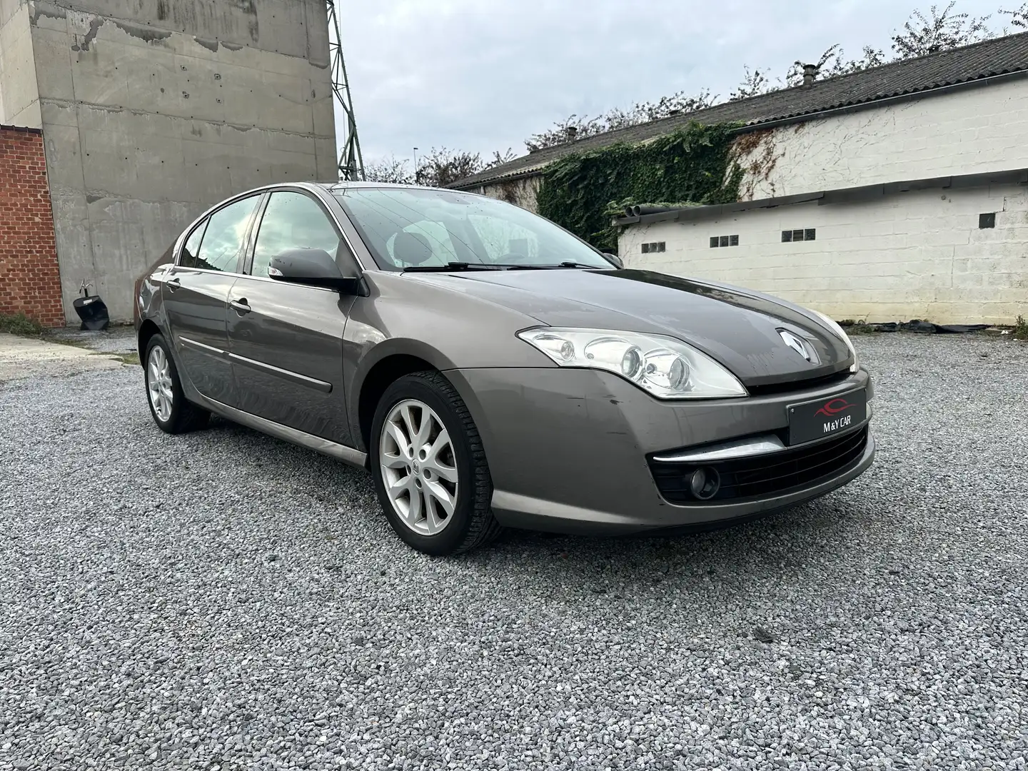 Renault Laguna Laguna 1.5 dCi Dynamique Gris - 1