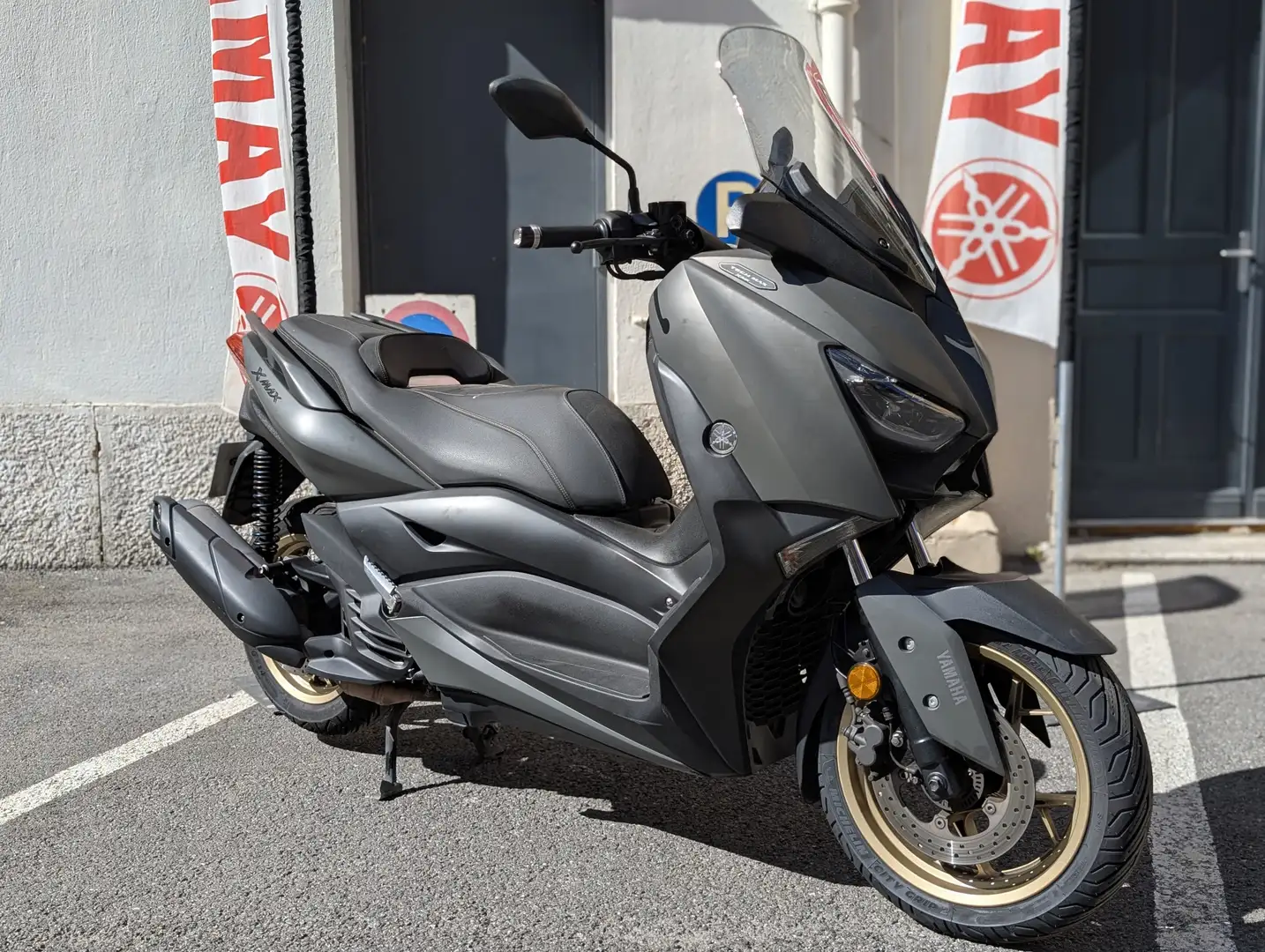 Yamaha X-Max 125 - 1