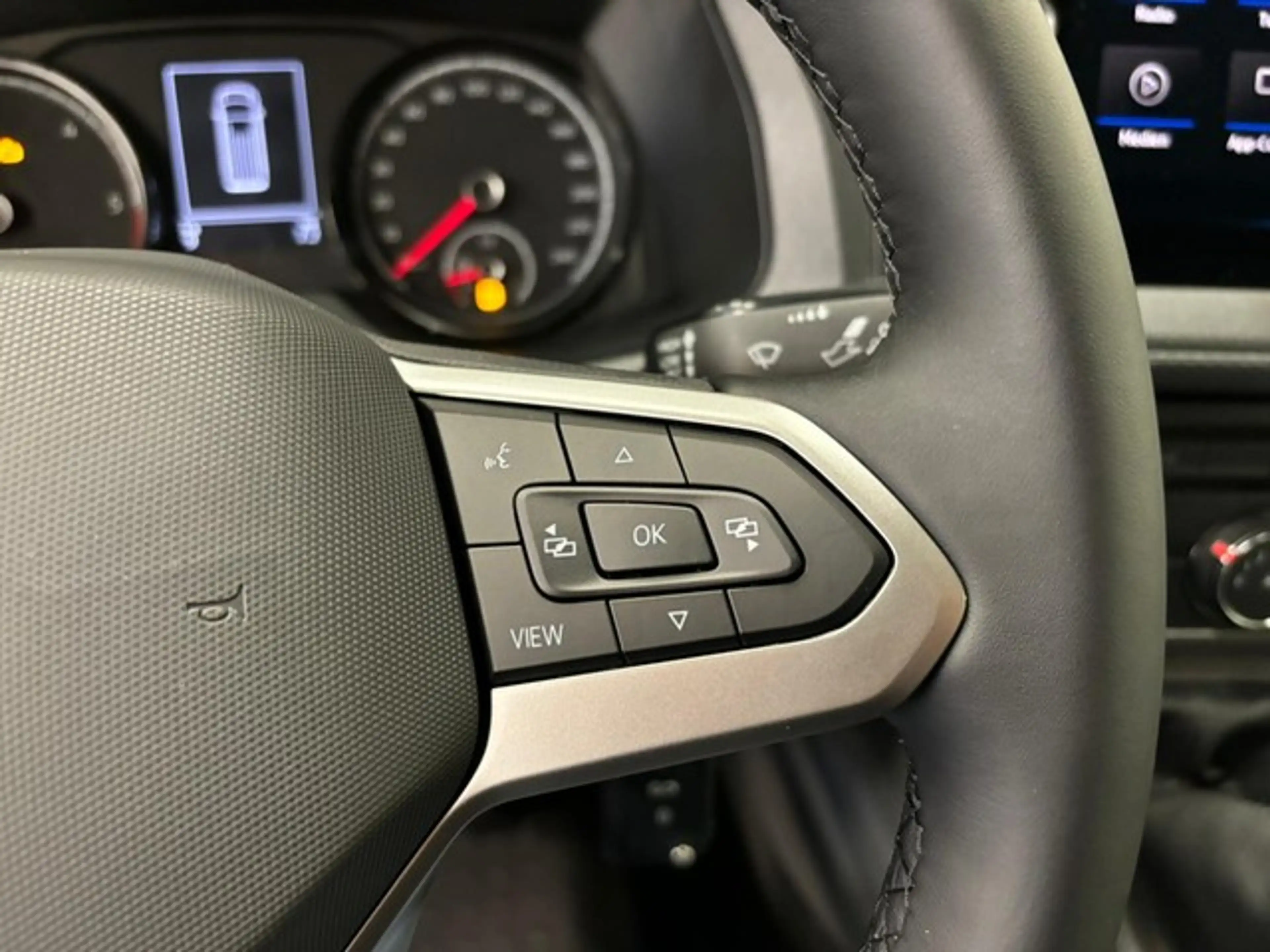 Volkswagen T6.1 Transporter 2.0 TDI Kasten KAMERA+ NAVI+AHK — photo 14