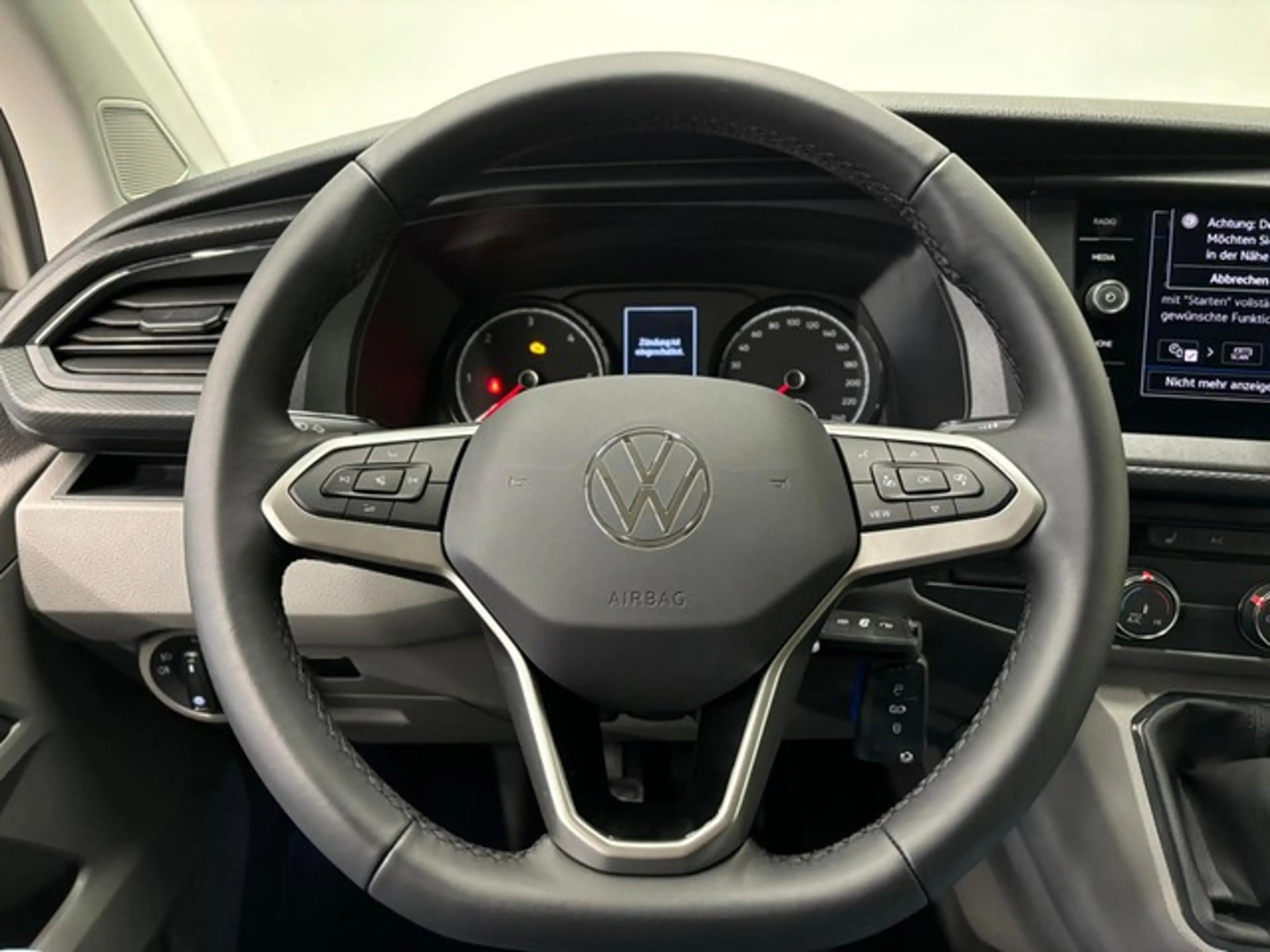 Volkswagen T6.1 Transporter 2.0 TDI Kasten KAMERA+ NAVI+AHK — photo 12