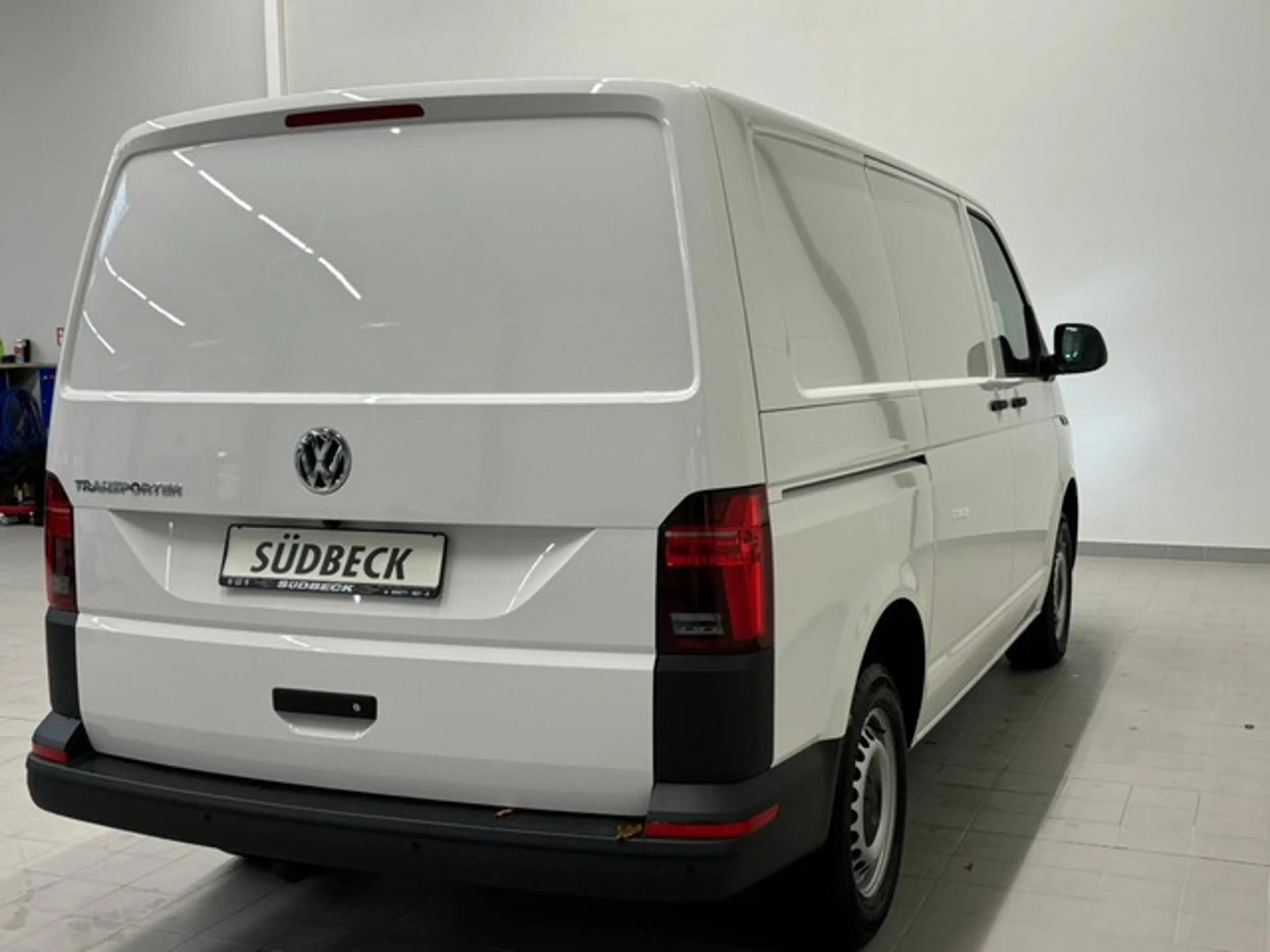 Volkswagen T6.1 Transporter 2.0 TDI Kasten KAMERA+ NAVI+AHK — photo 5