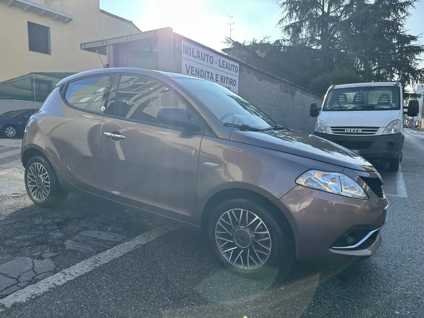 Lancia Ypsilon 1.2 8v Gold c/CL ecochic Gpl 69cv - 2