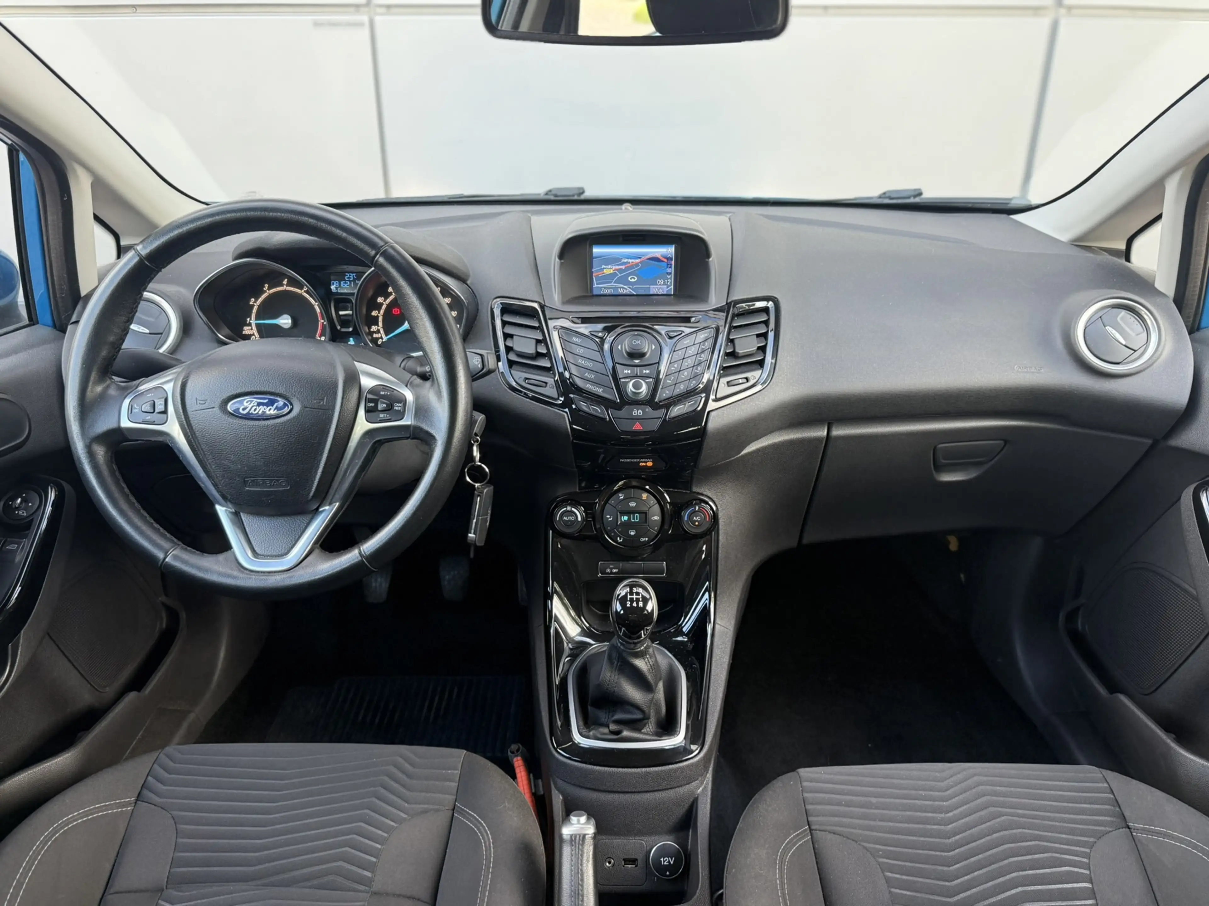 Ford Fiesta 1.0 Titanium — photo 13