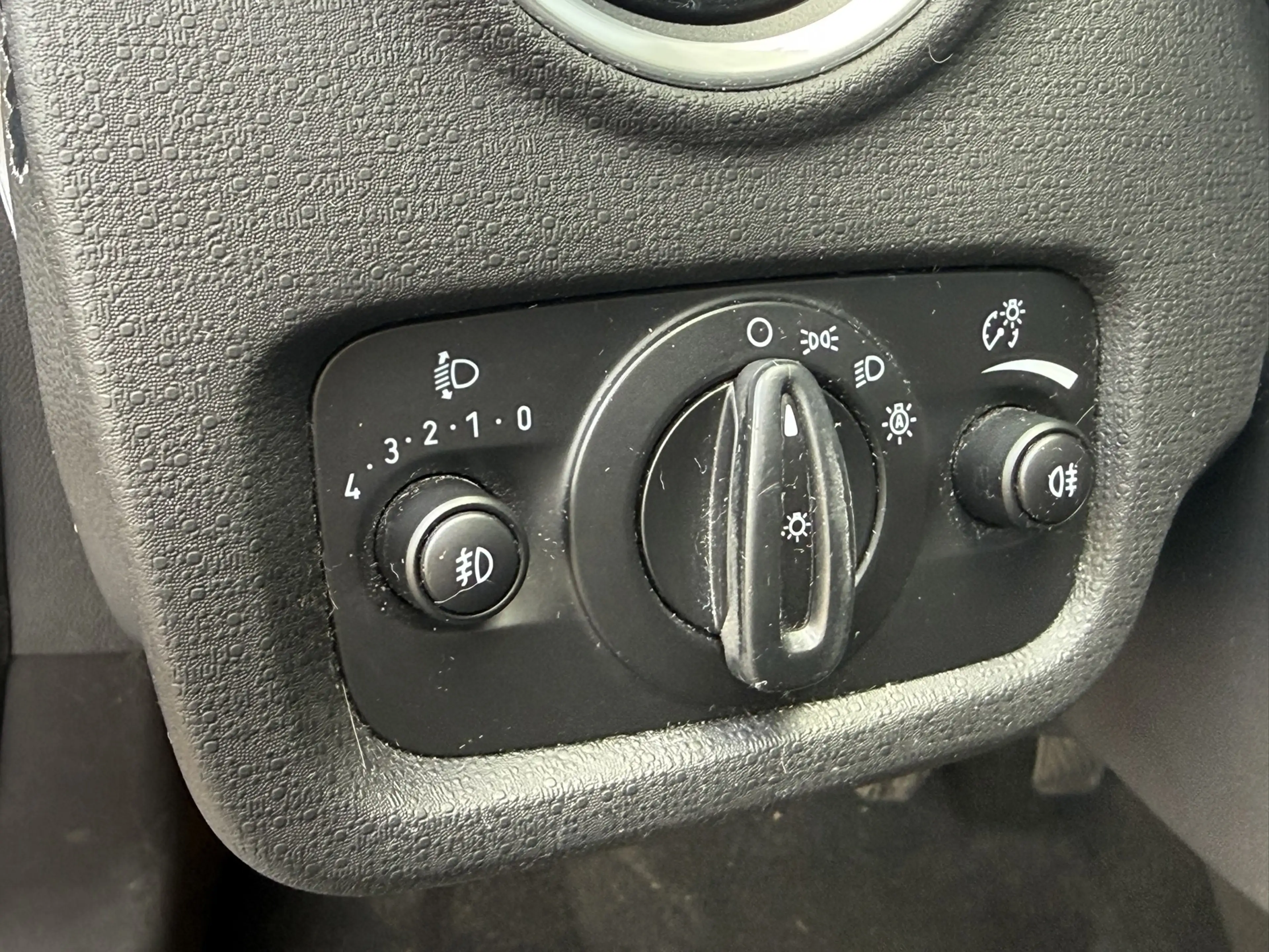Ford Fiesta 1.0 Titanium — photo 23