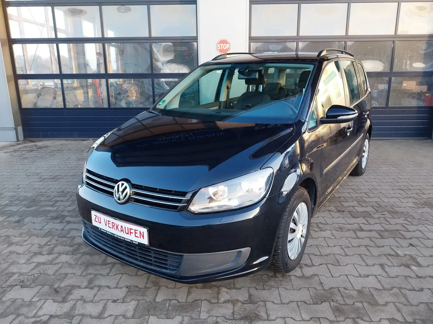 Volkswagen Touran 1.4 TSI DSG *2.Hd.*Scheckheft*Sehr gepflegt*Navi* Schwarz - 1