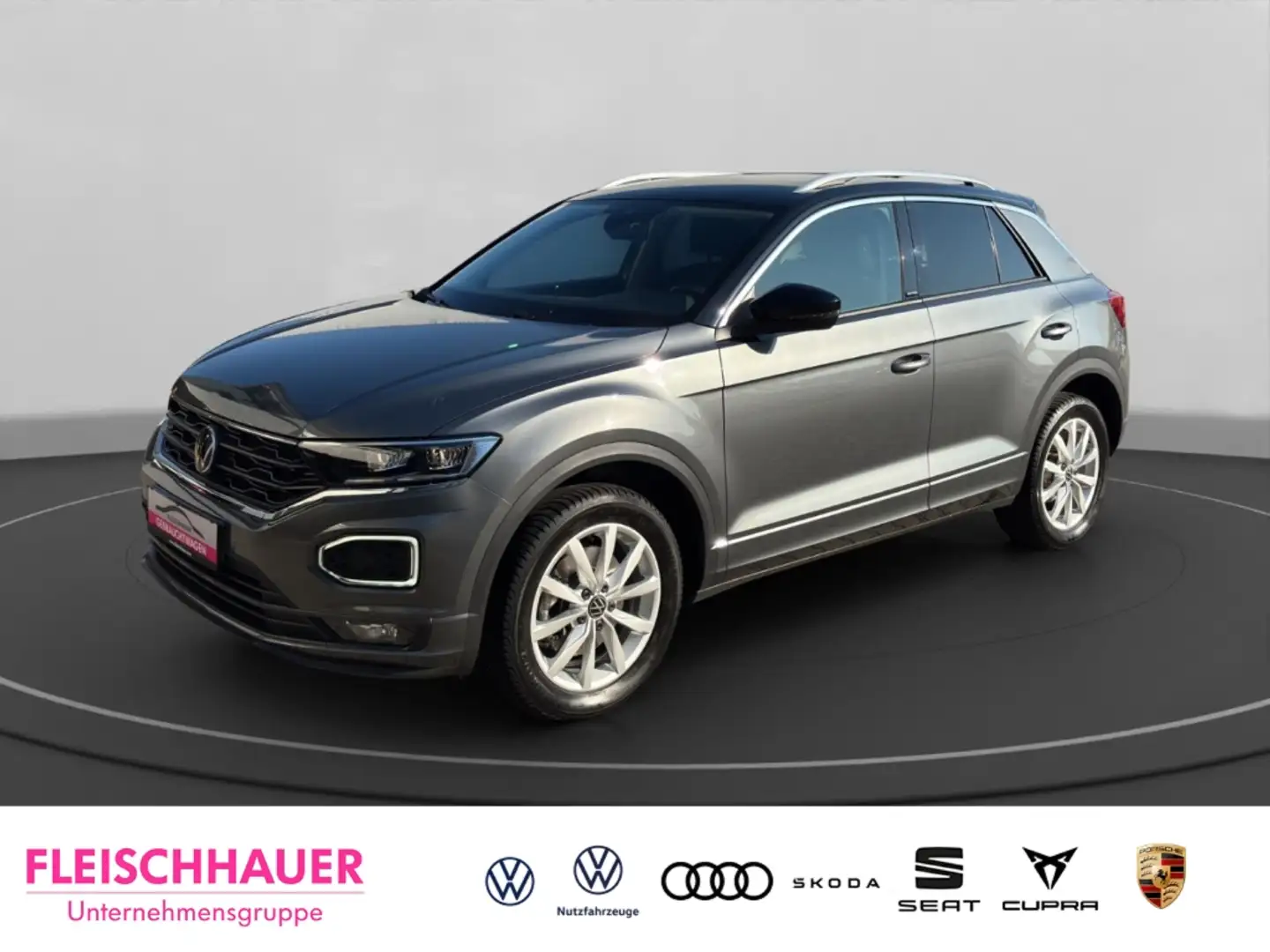 Volkswagen T-Roc Active 1.5 TSI R-Line LED Navi AHK Beats Sound Grau - 1