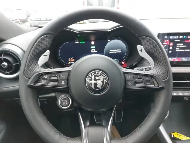 Alfa Romeo Tonale 1.3 270PS Plug-in e-AWD VELOCE Ansicht 12