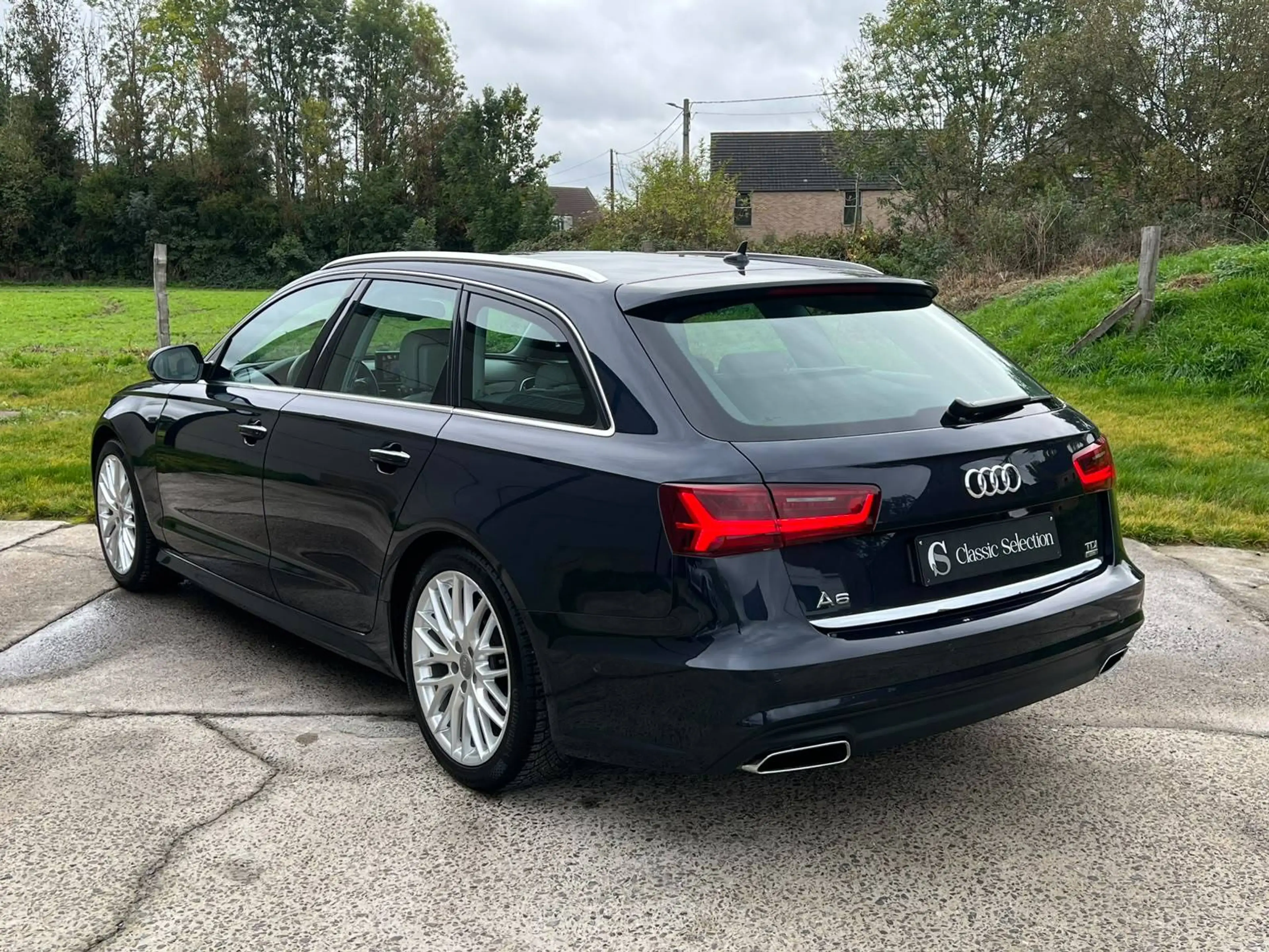 Audi A6 — photo 10