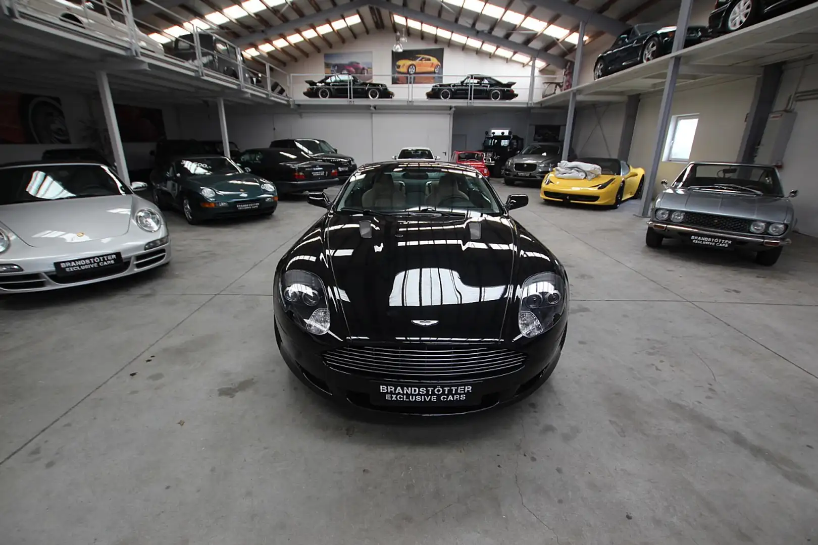 Aston Martin DB9 Ö-Auto Nero - 2