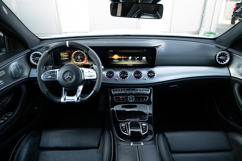 Mercedes-Benz E 63 AMG E63S AMG 4Matic 4.0l, Burmester, 360°,ACC — photo 10