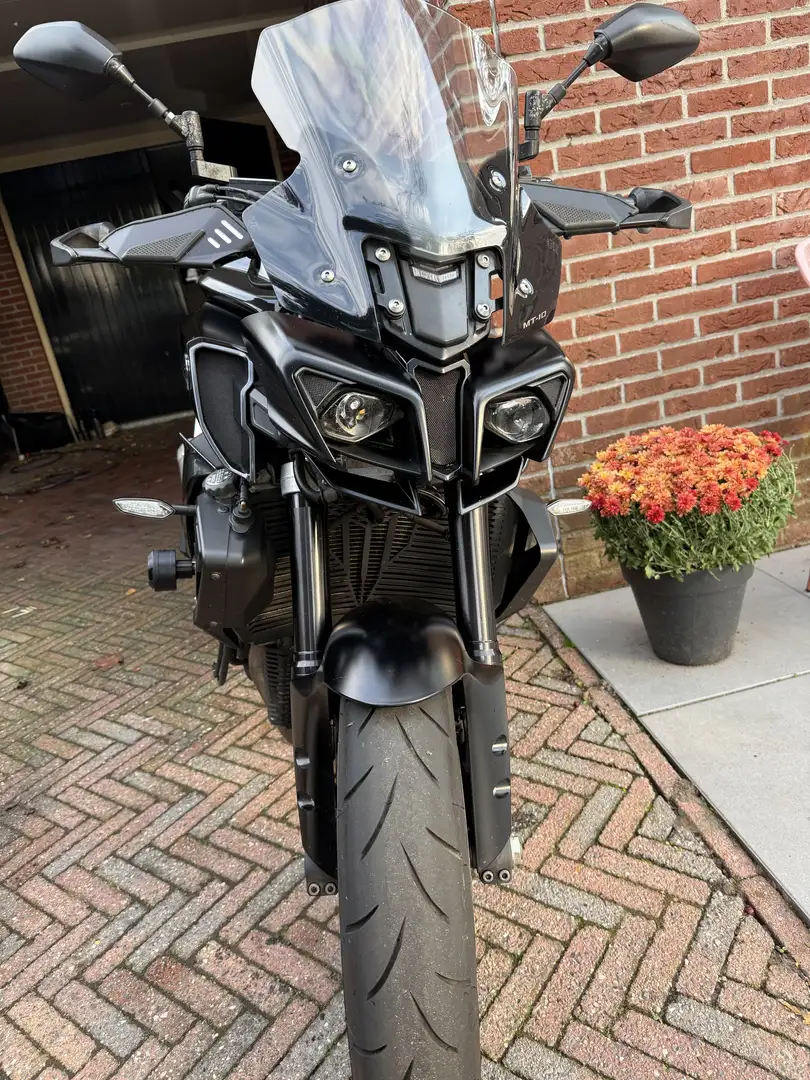 Yamaha MT-10 ABS tourer - 1
