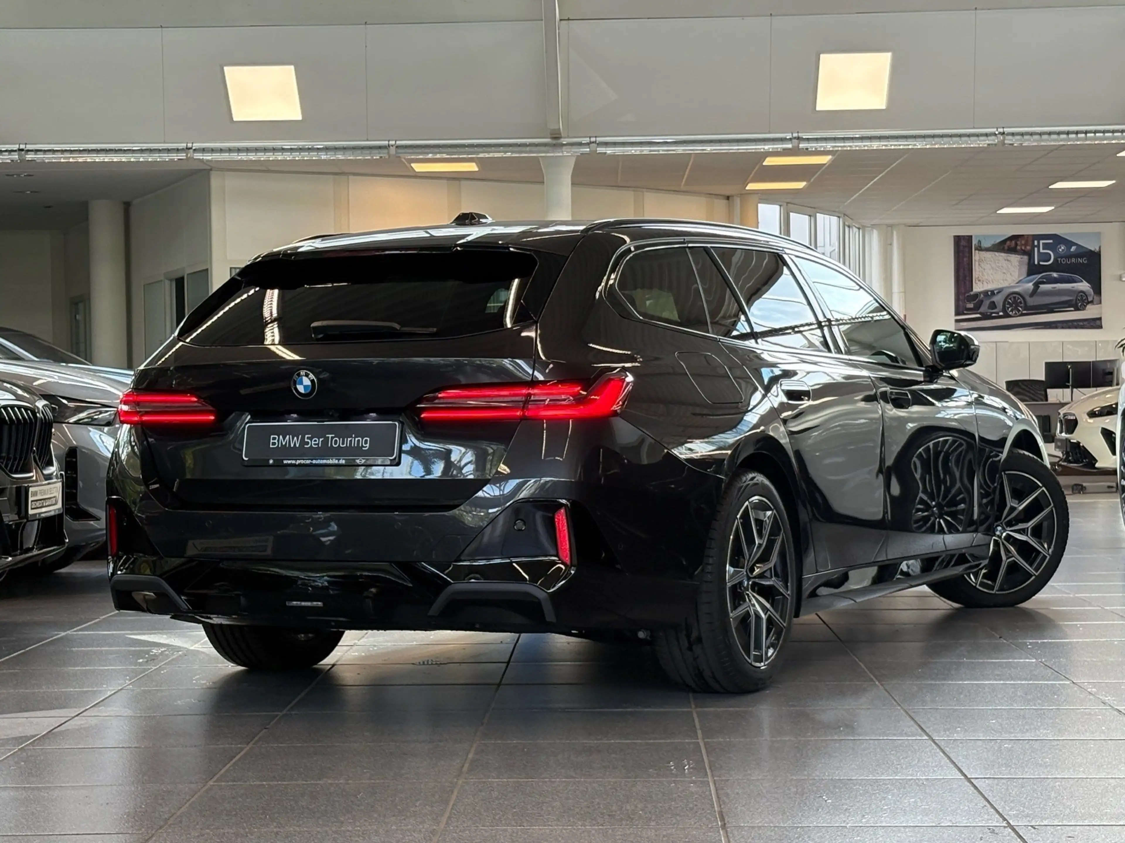 BMW 540 d xDrive M Sport Pro DA/PA Prof HuD B/W AHK — photo 2