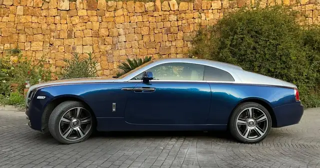 Rolls-Royce Wraith 6.6 V12