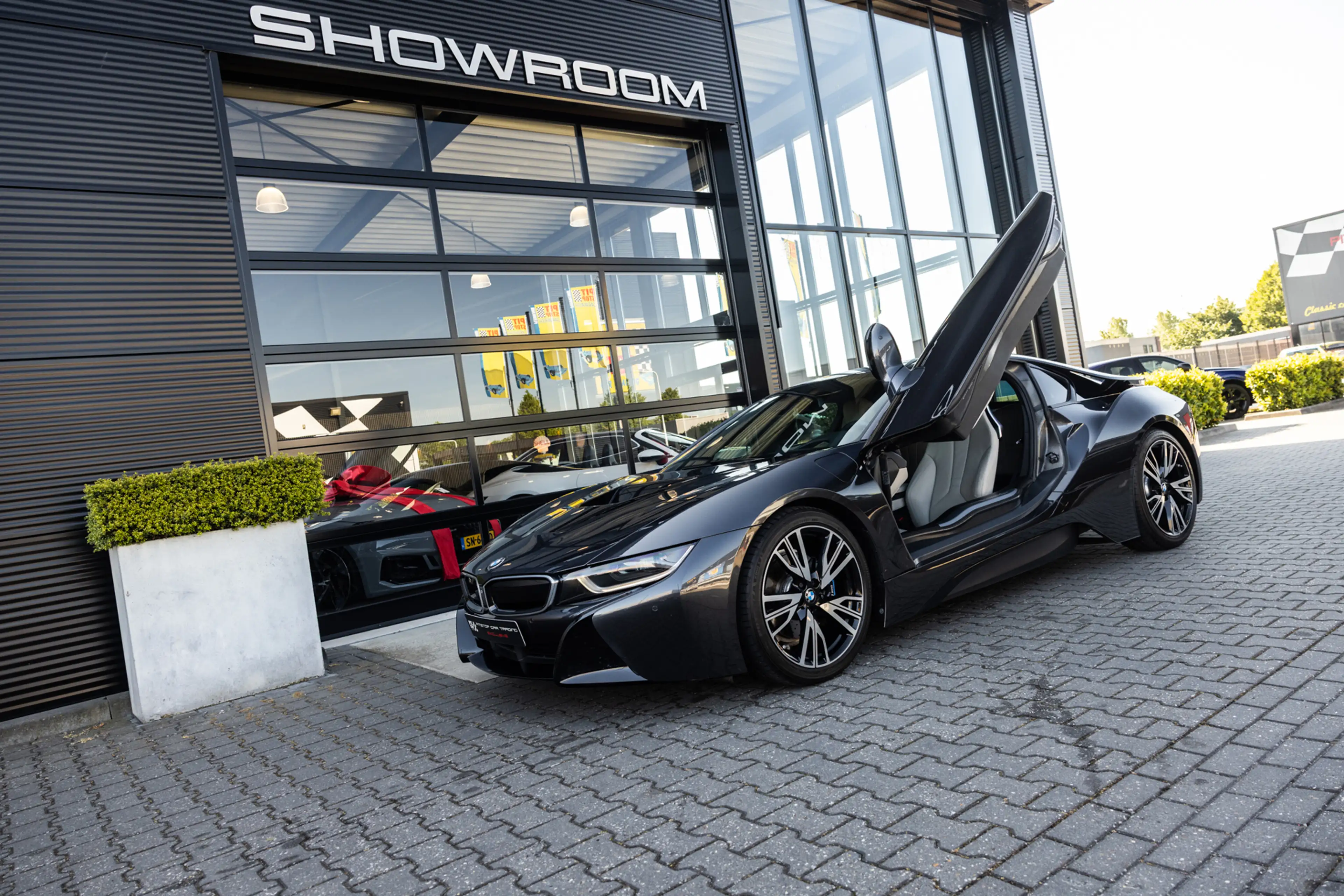 BMW i8 1.5 First Edition, *NL Auto* Sportremmen, Hi-Fi-, — photo 2