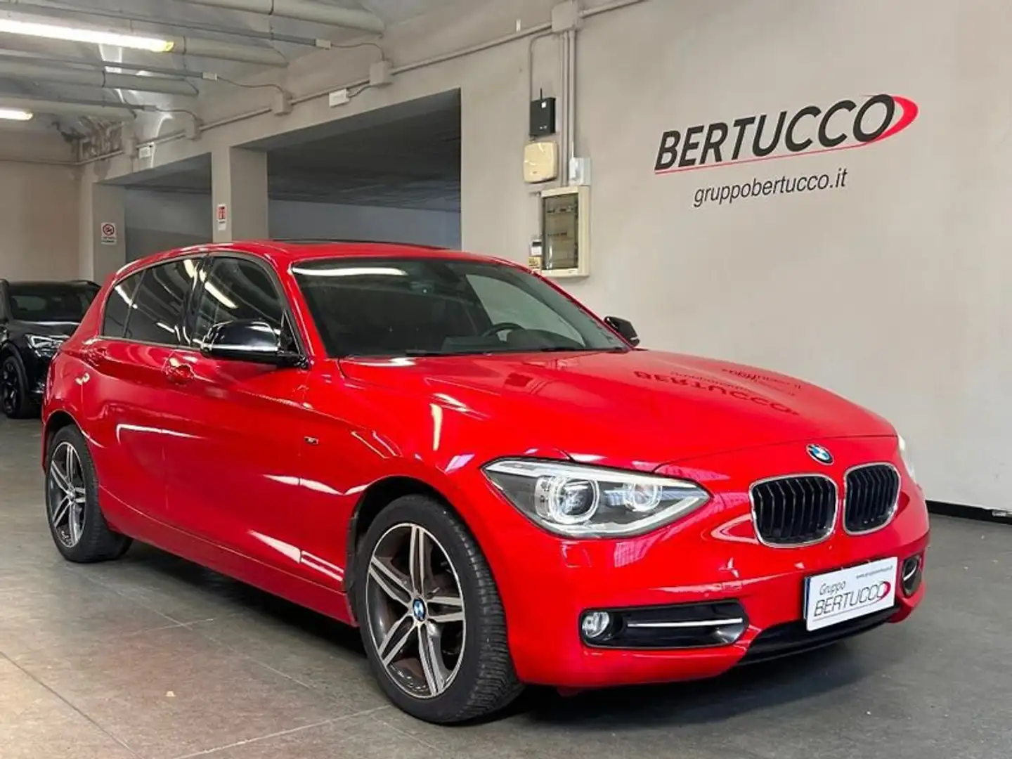 BMW 116 116d 5p. Sport Rosso - 1